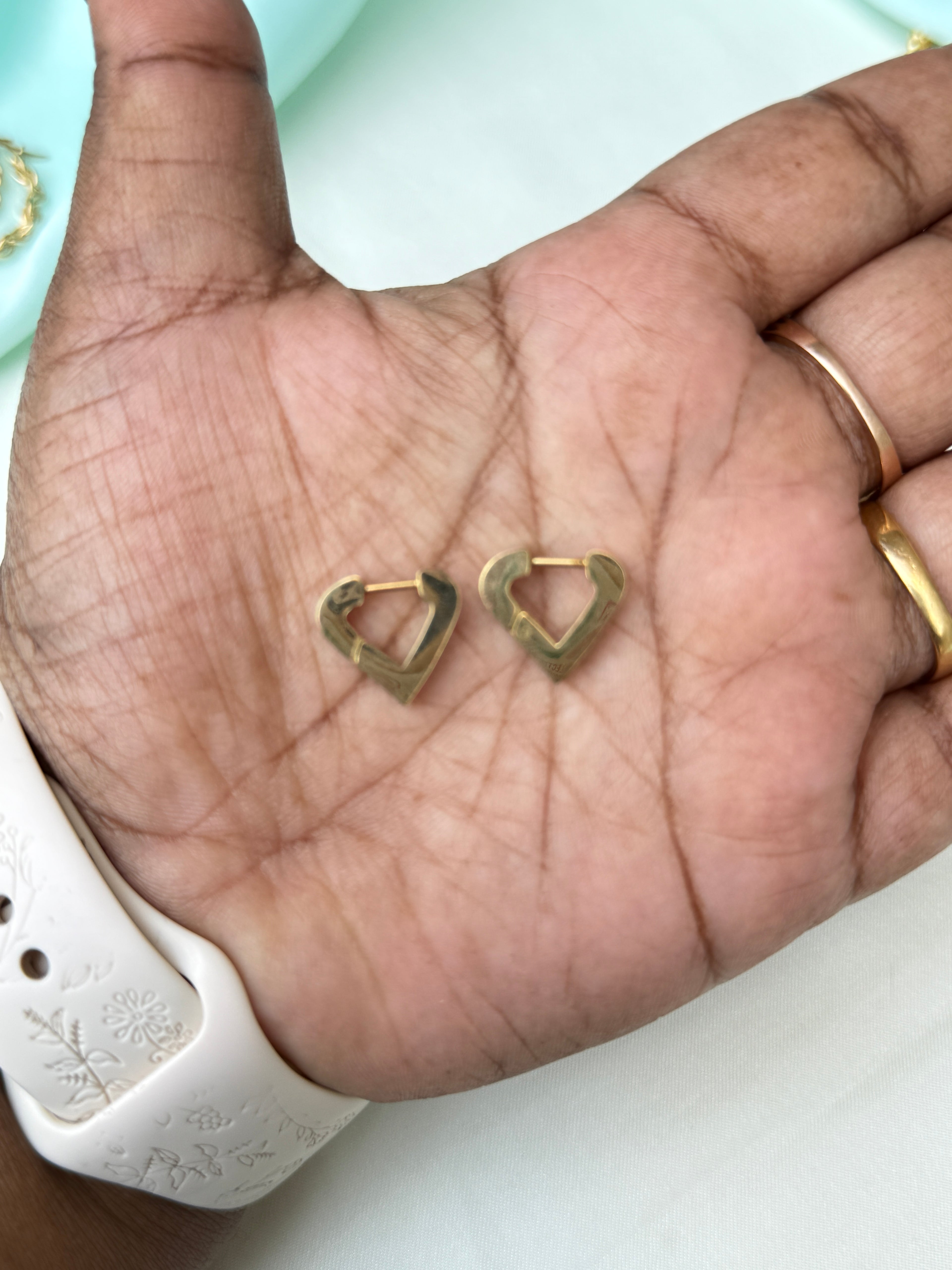 St071 anti tarnish hoops earrings