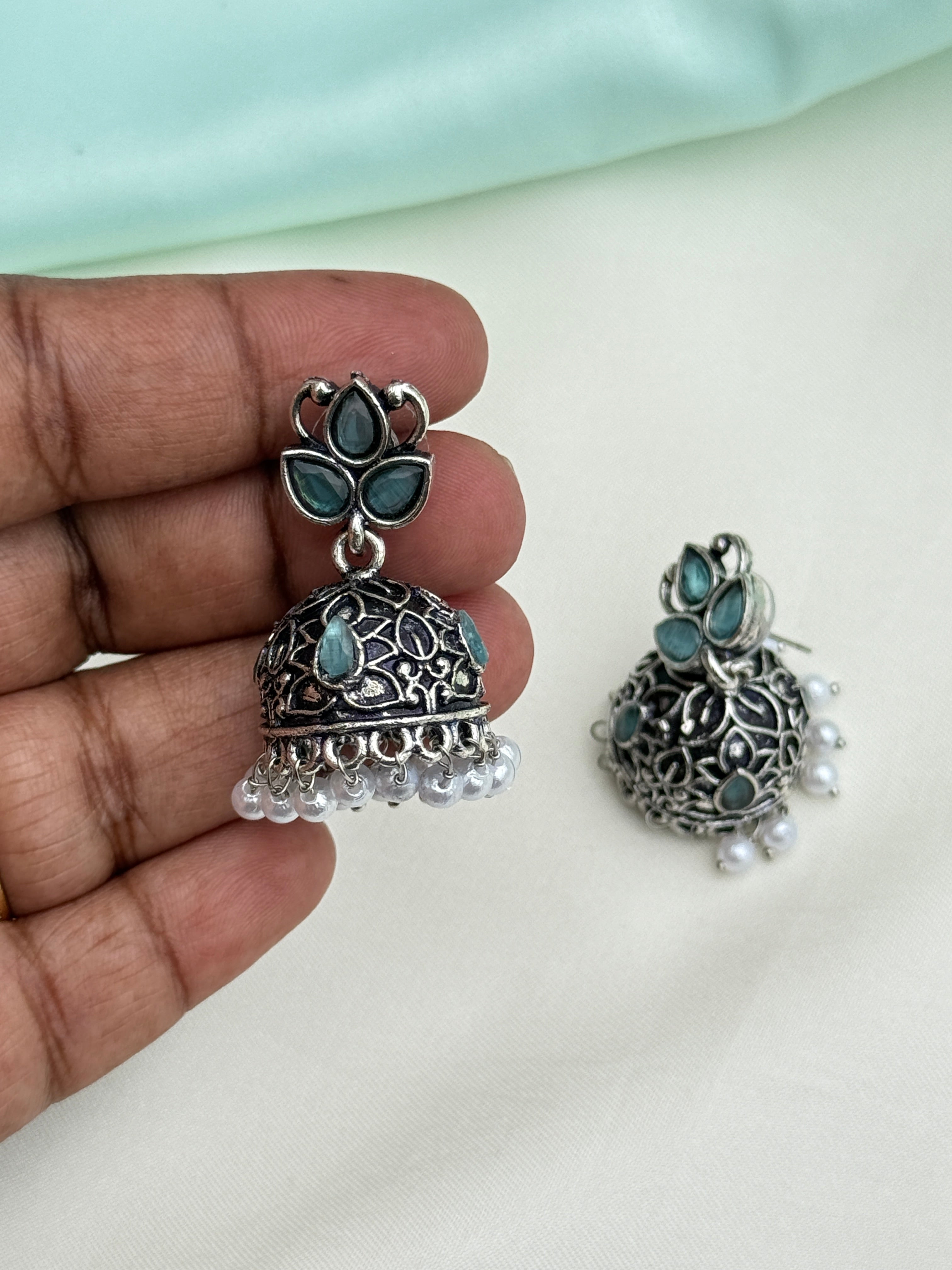 Er207 oxidised butta back push earings