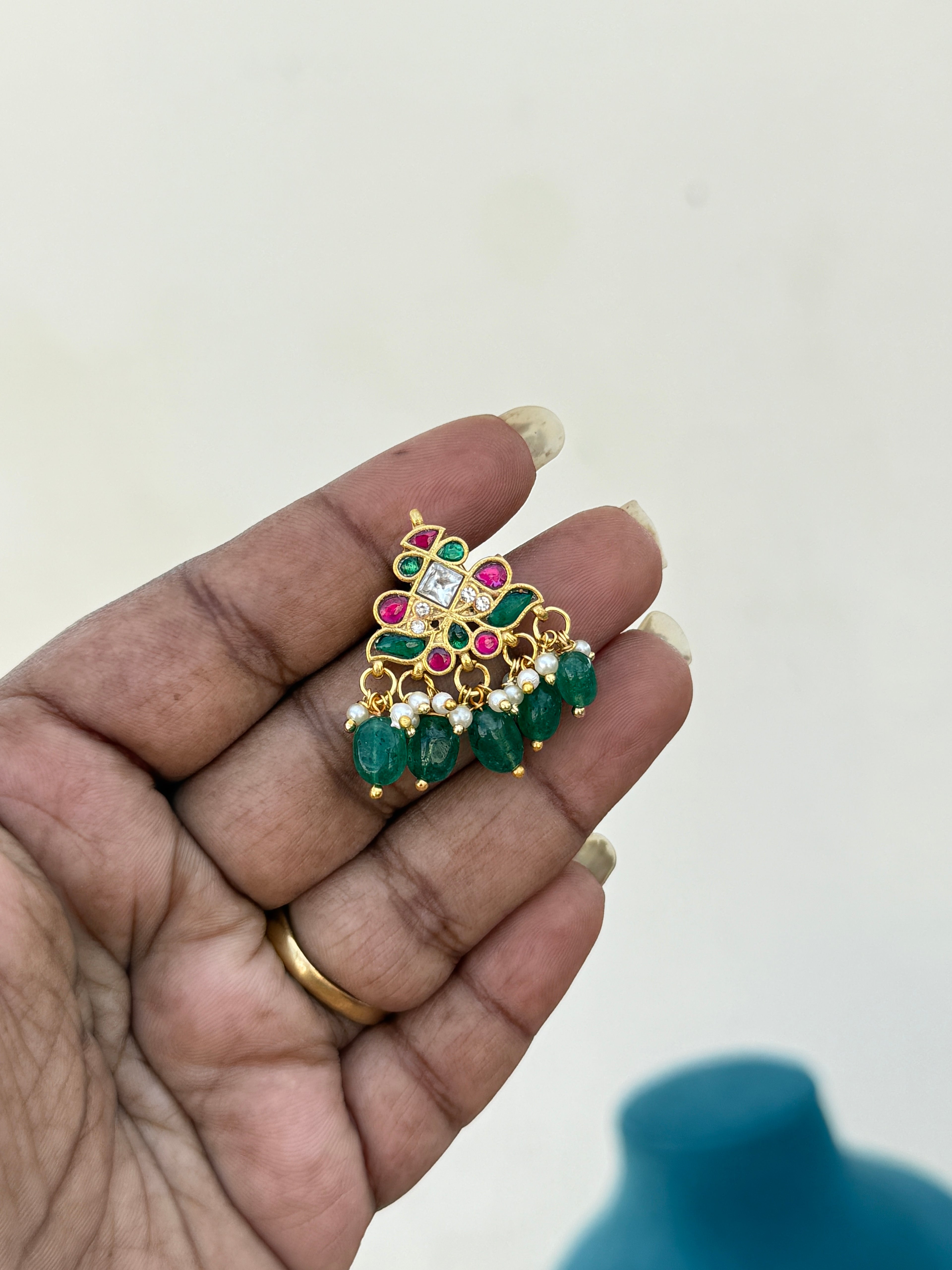 St024 jadau kundan stud hanging earrings