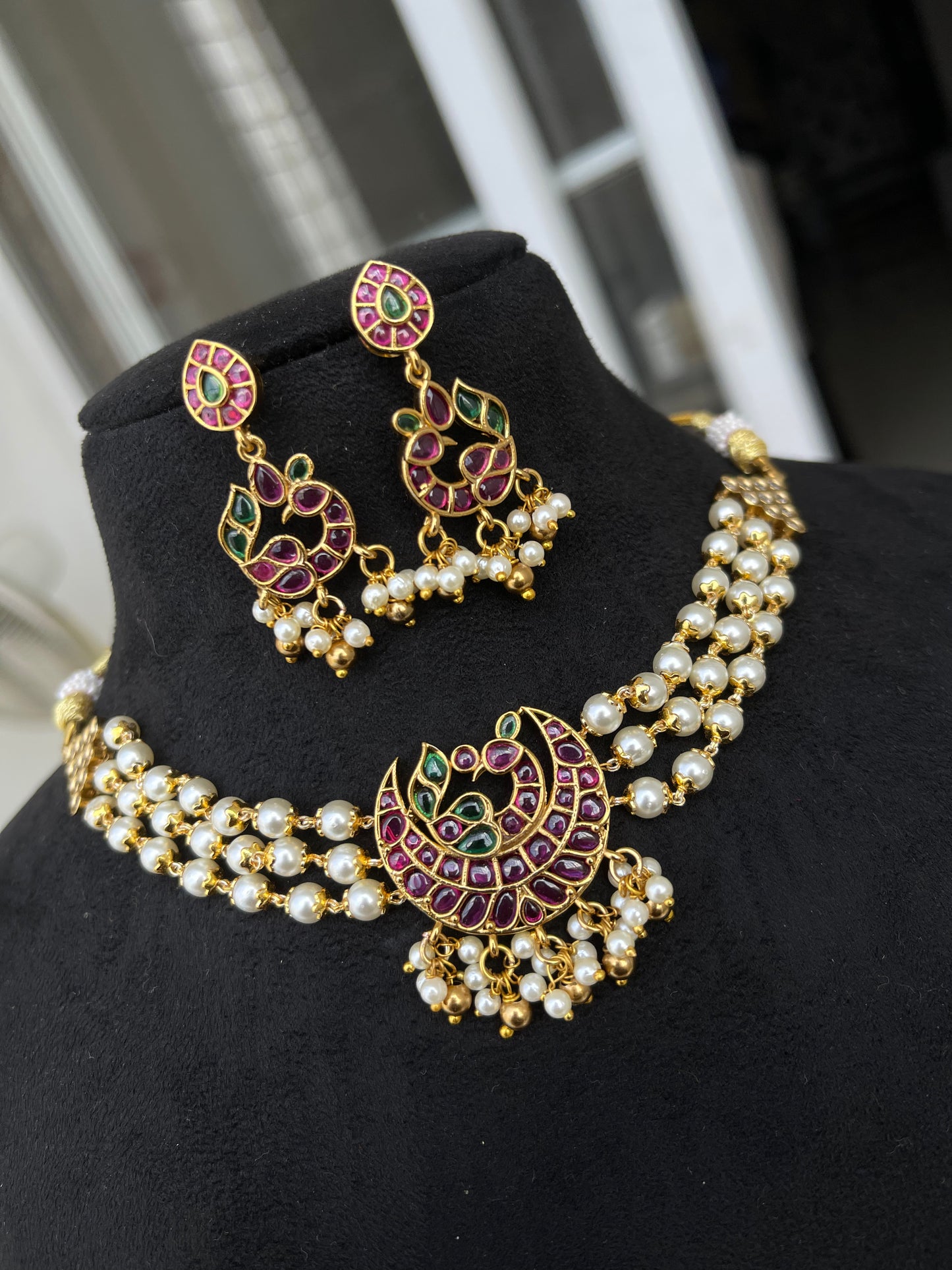 Pearl Kundan choker