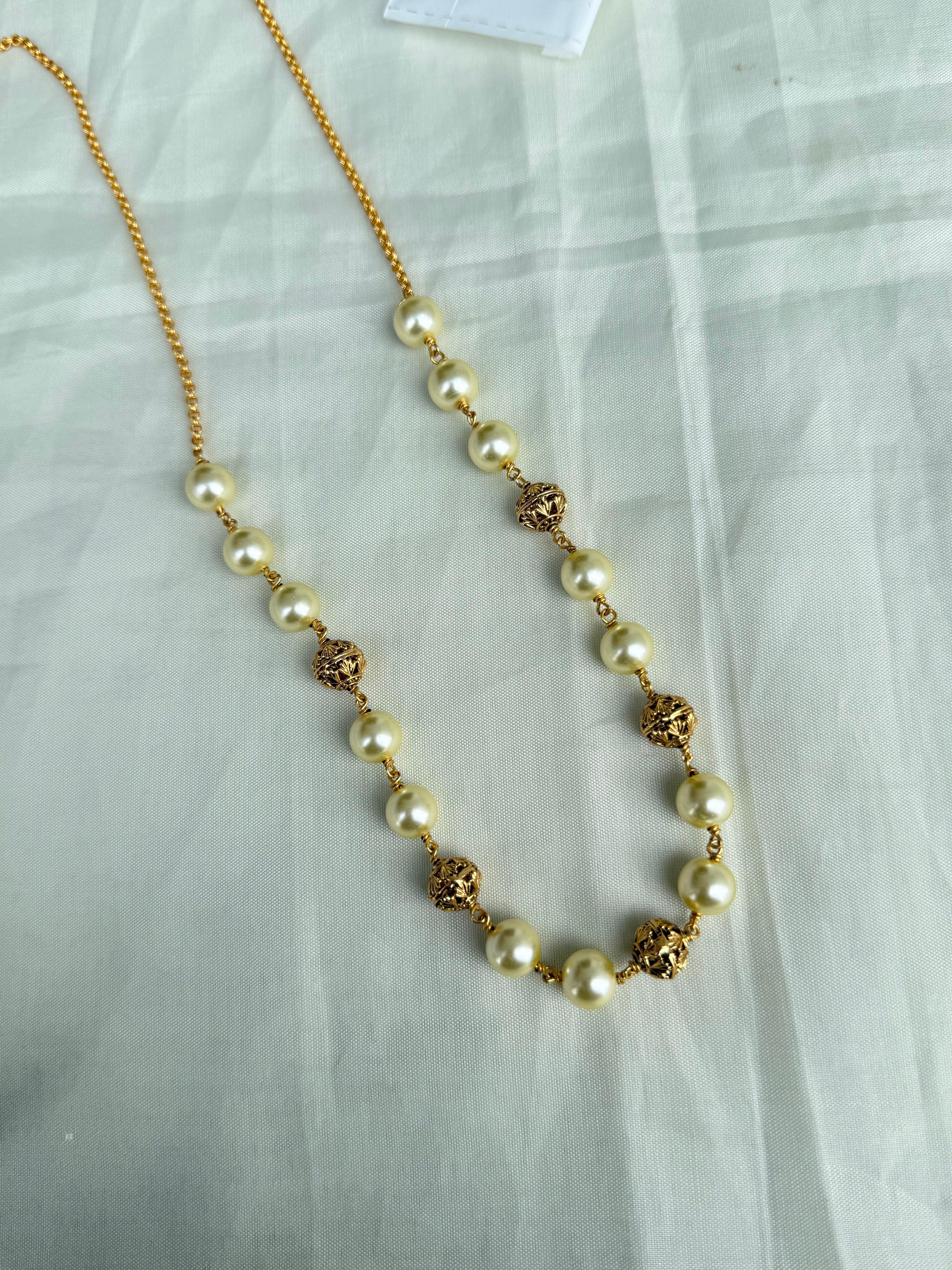 Nakshi balls with pearl single line chain