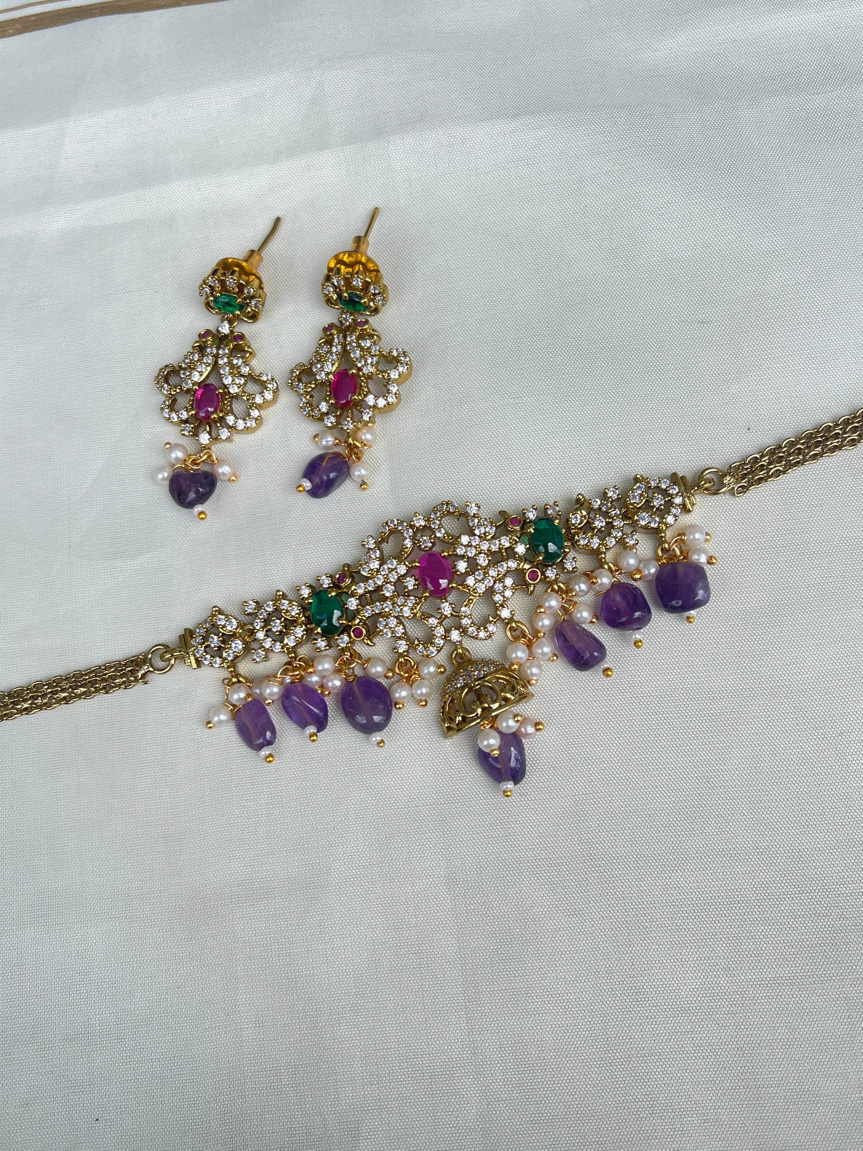Victorian choker with earrings in two colours ch1584