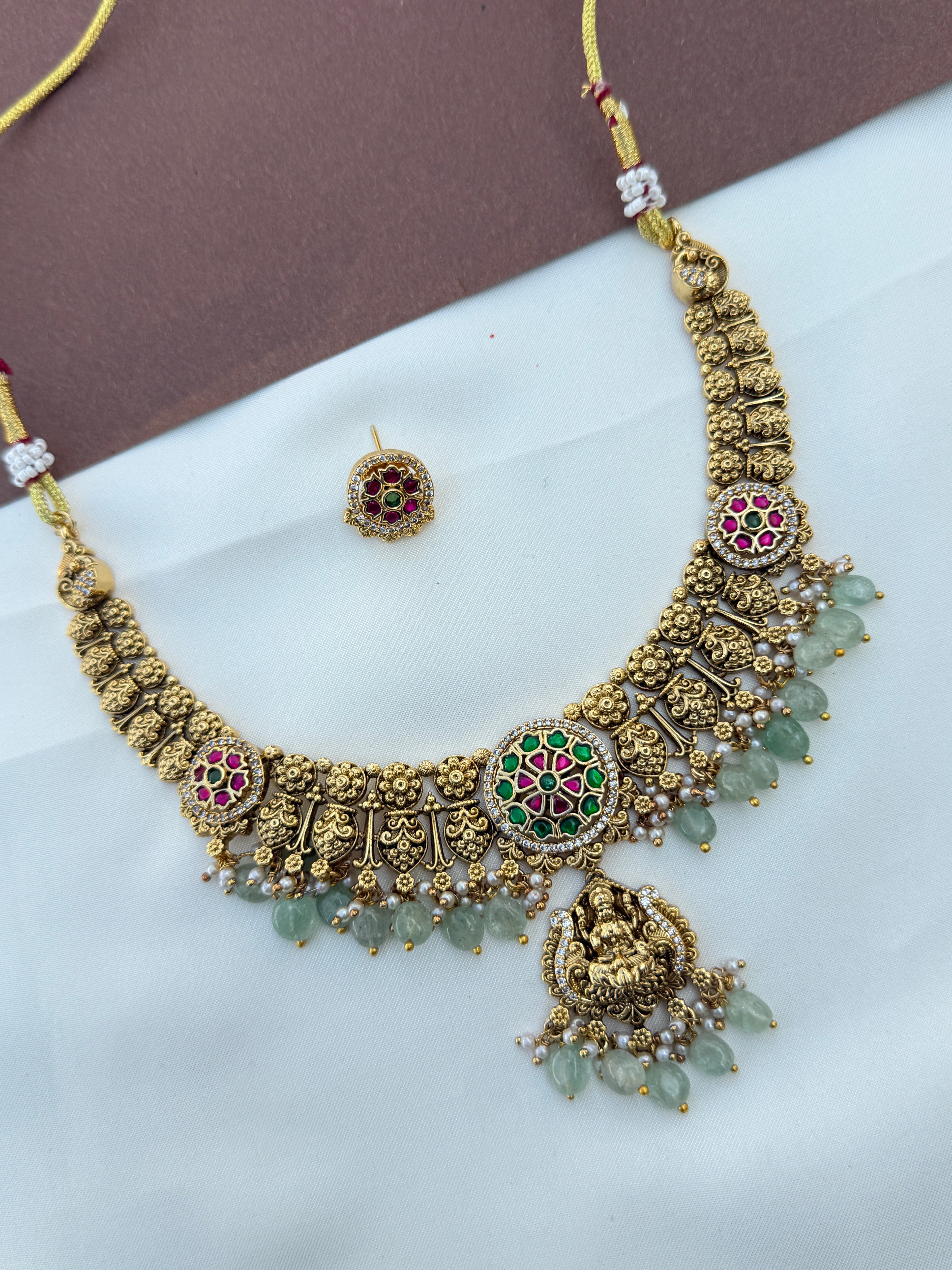 Ns619 jadau kundan nakshi laksmi devi neckset
