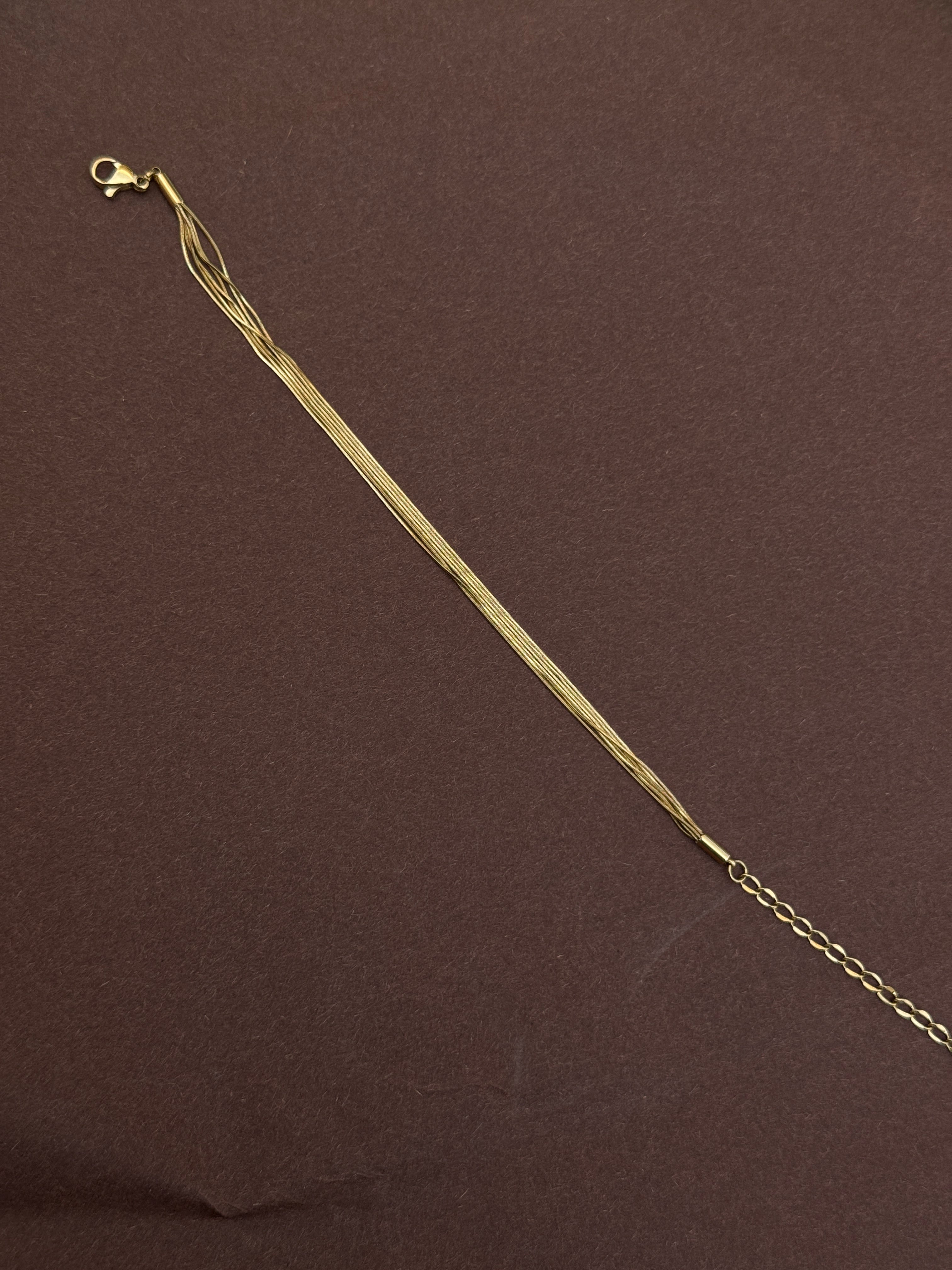Ab547 anti tarnish gold colour 6 layer's 8.5 inches chain bracelet