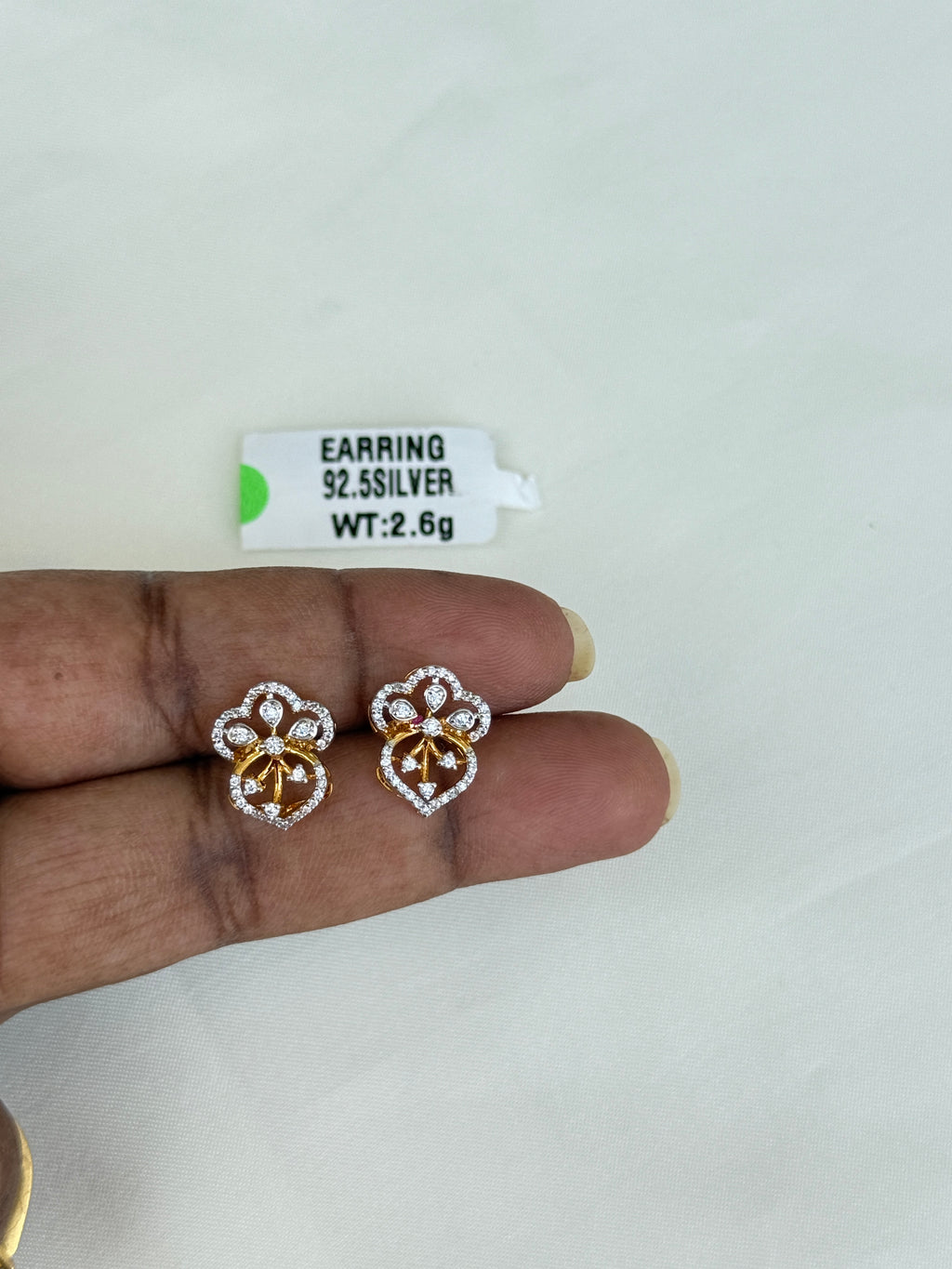 Se026 2.6gms 925 silver hallmark studs