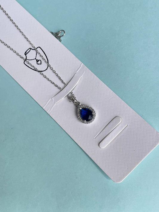 Silver chain with drop blue pendant