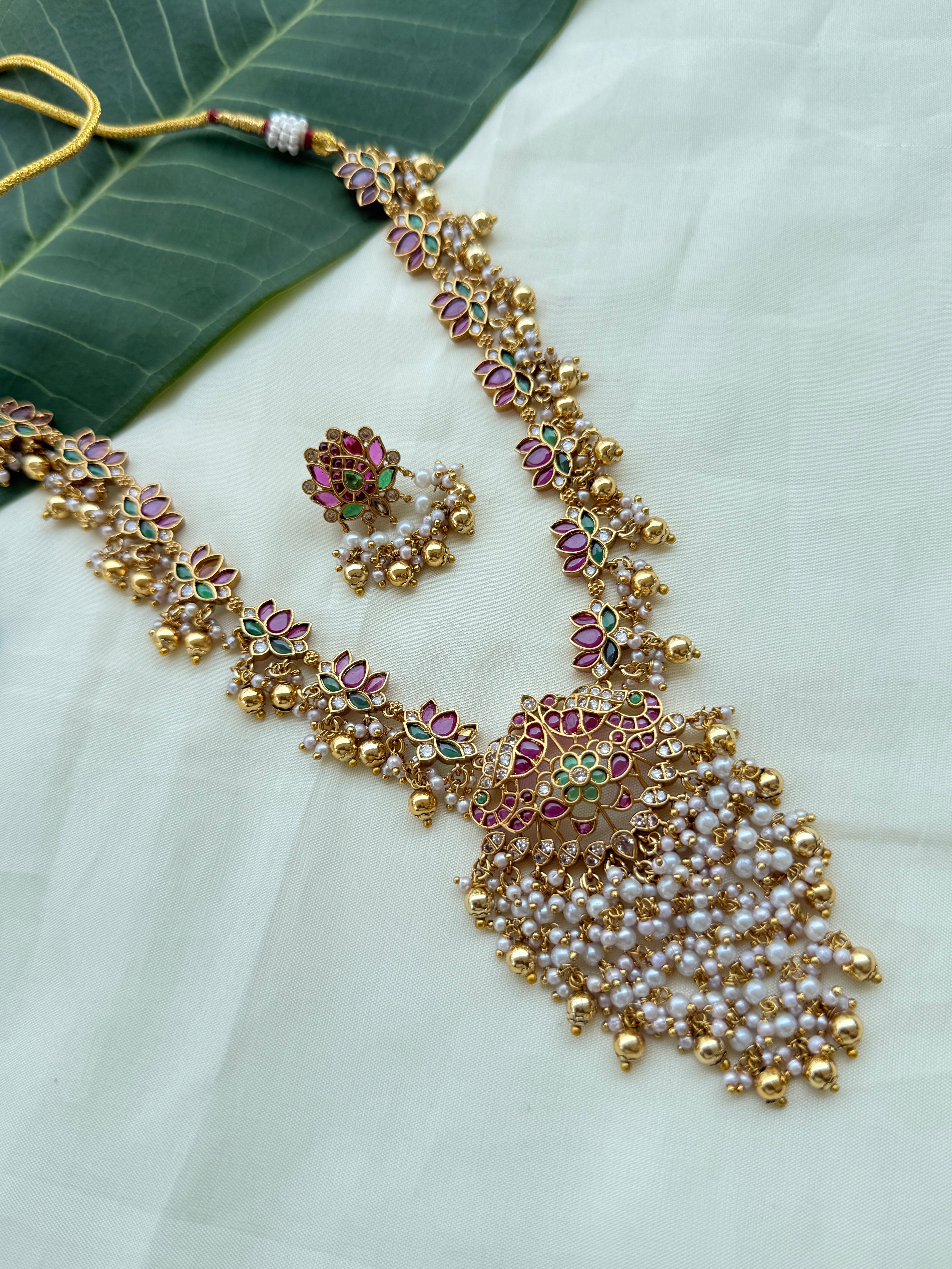 Ns210 kemp pearl neckset