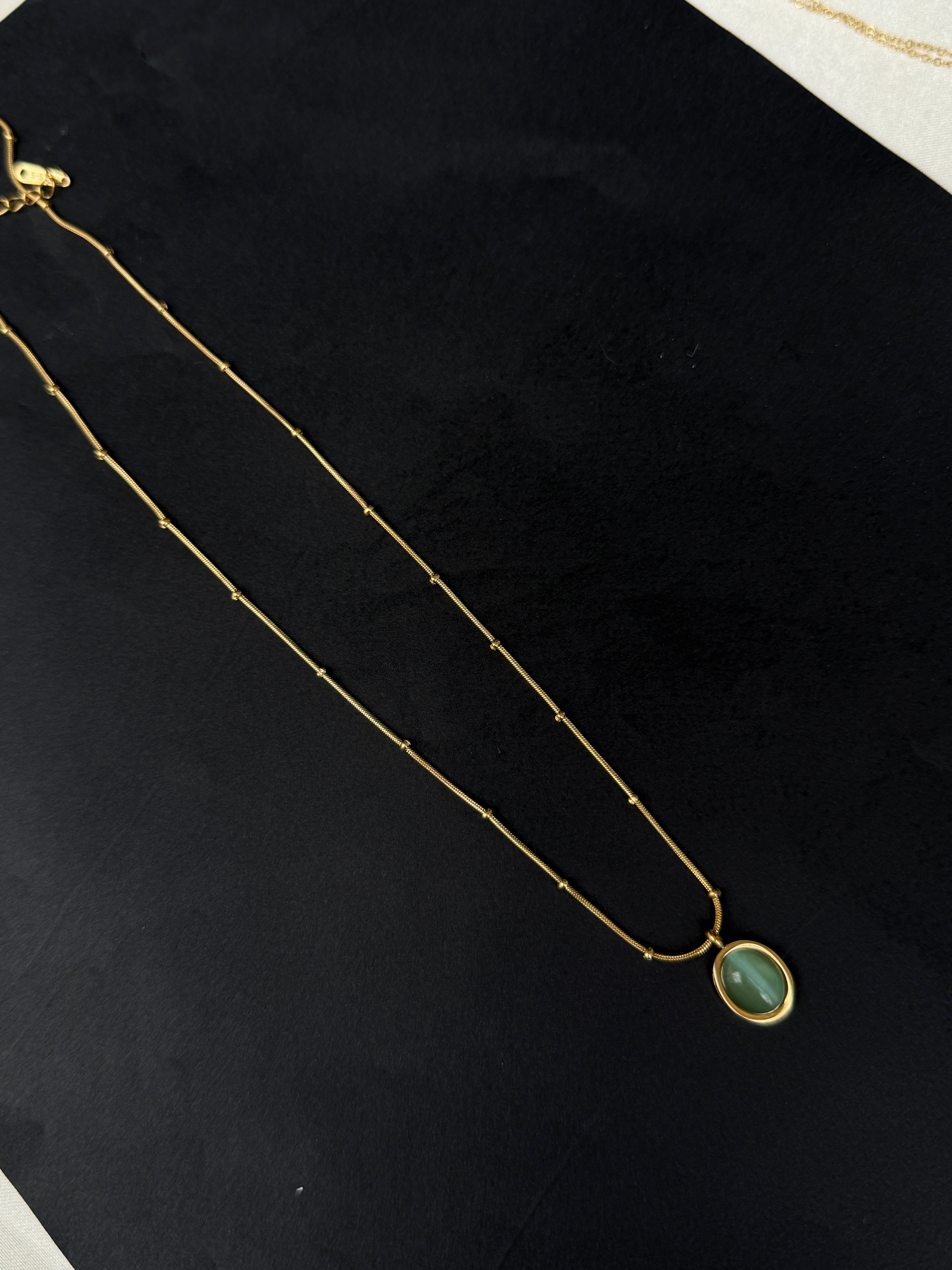 Dc012 pastel pendant daily wear chain