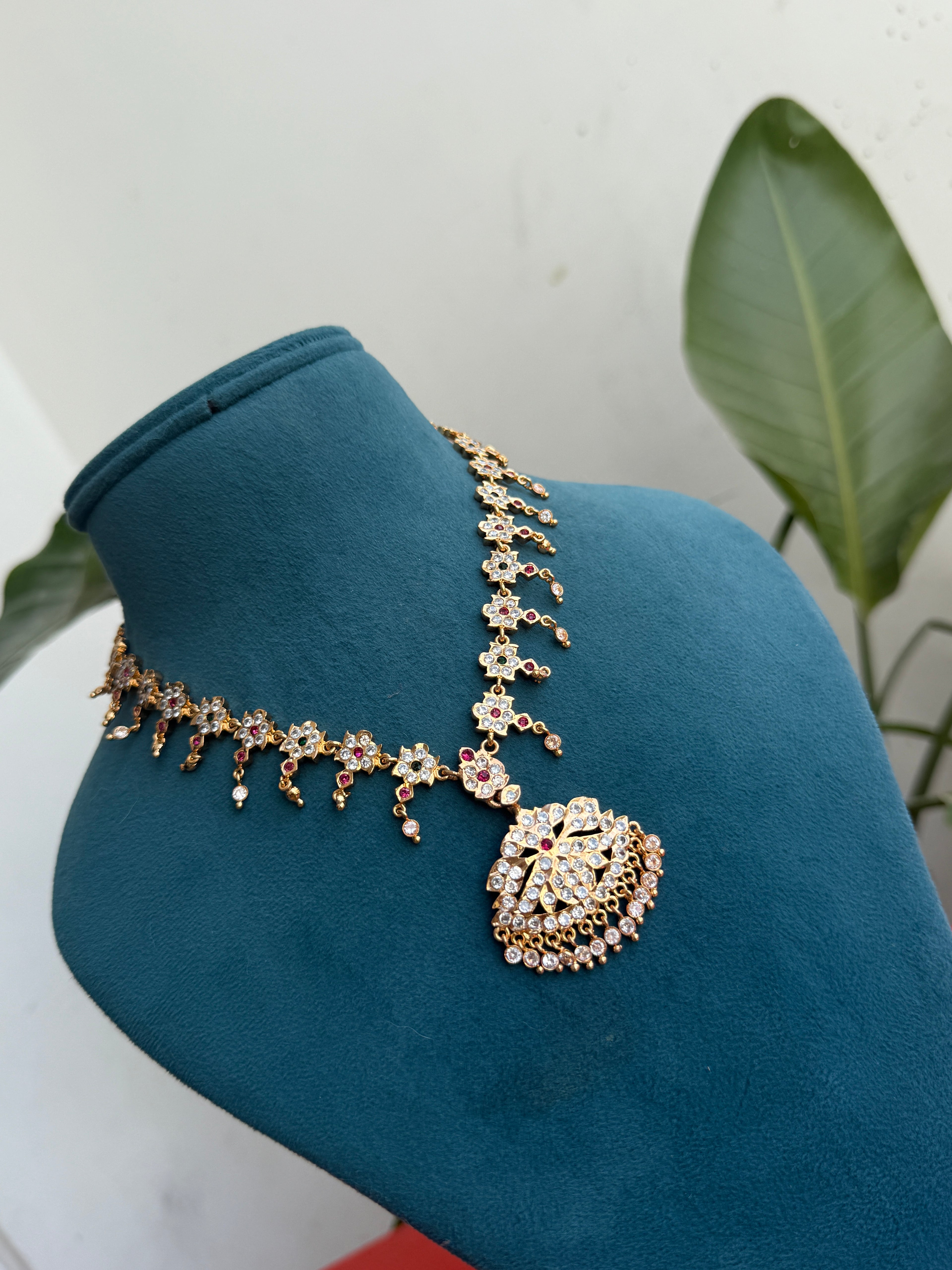 Ph129 panchaloham multi neck set