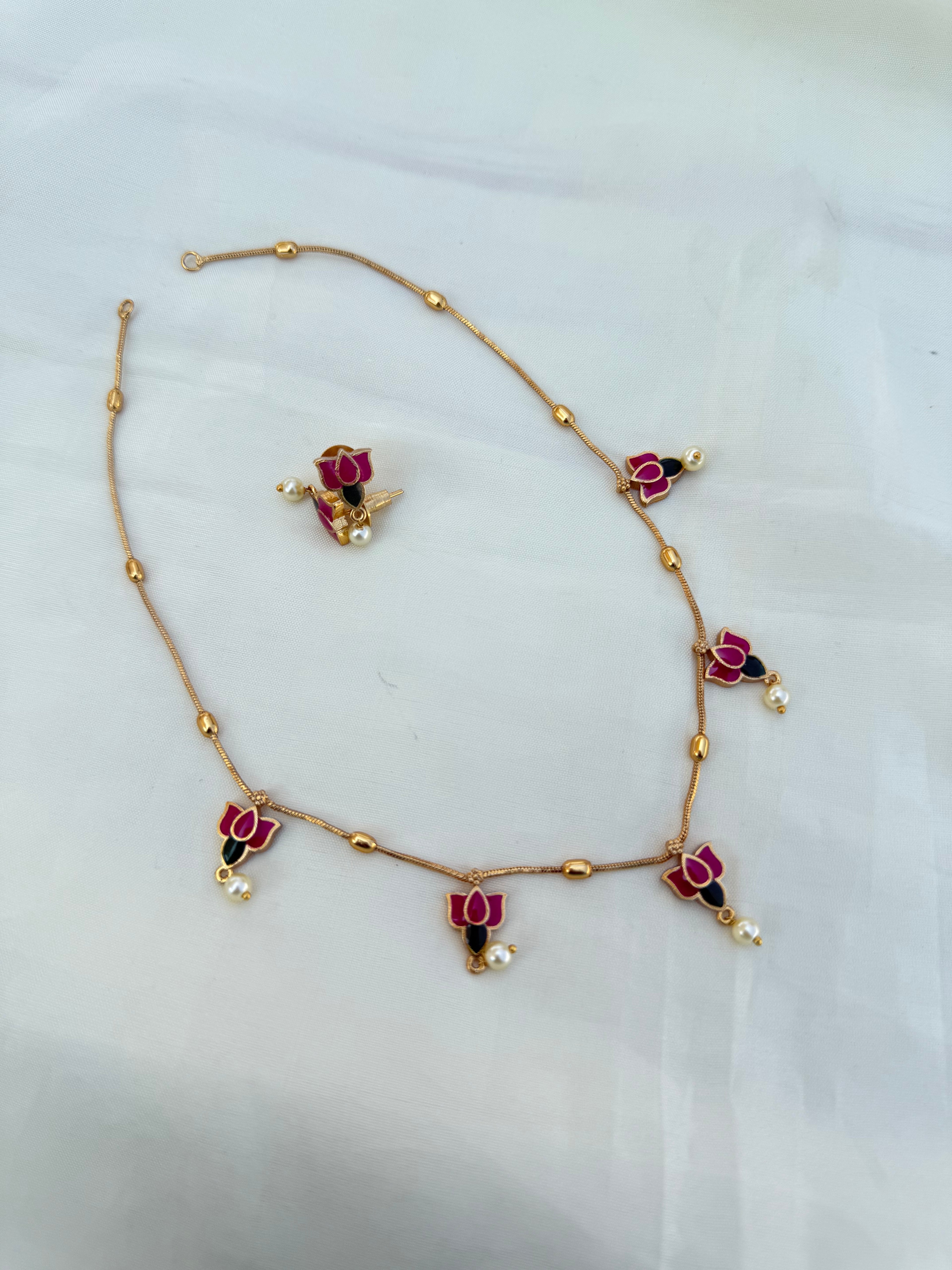 Ns0018 simple lotus Neckset with earrings