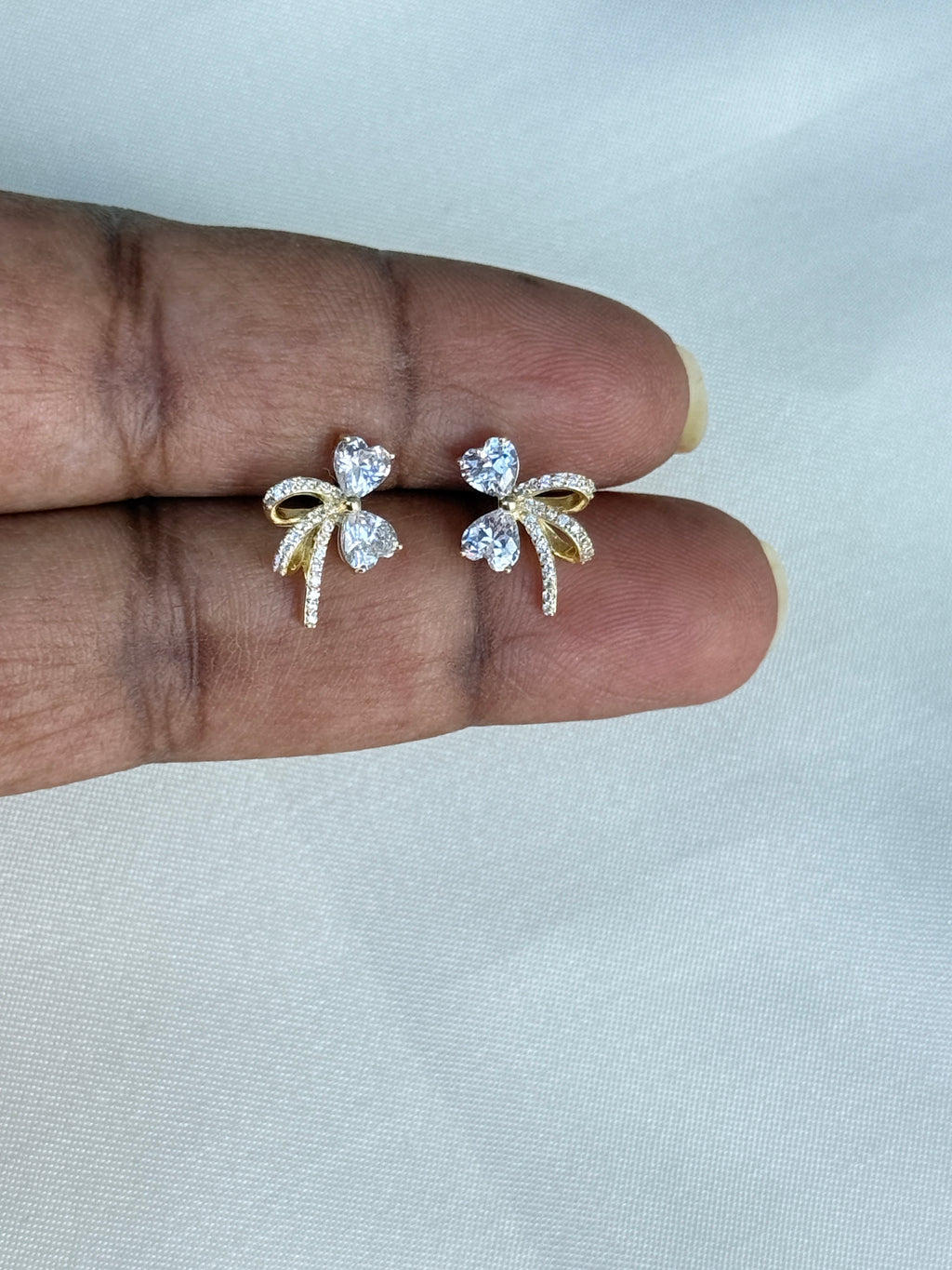 Se017 92.5 silver hallmark bow studs