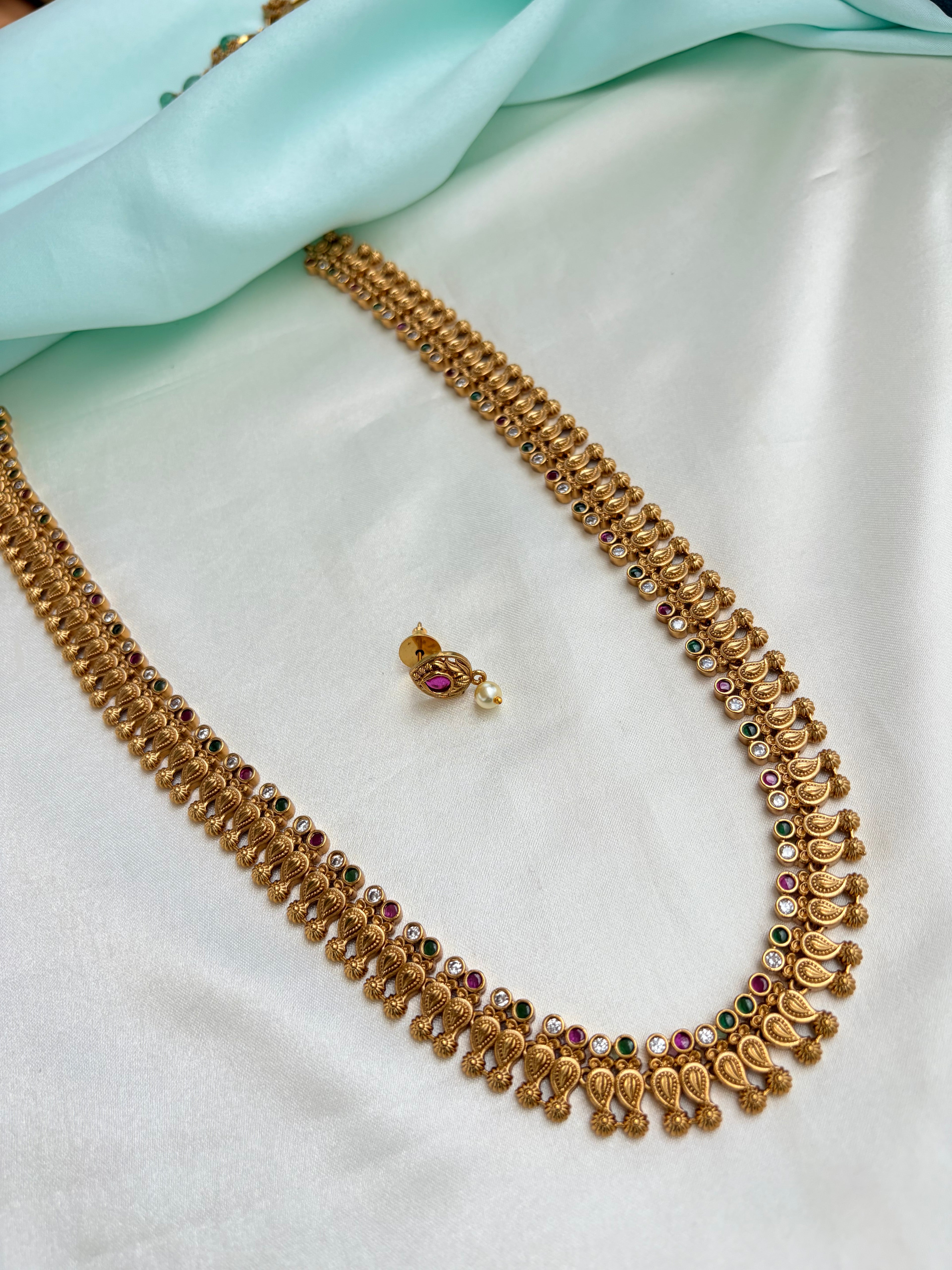 Leaf type long haram with Pearl drops Earrings Ns907