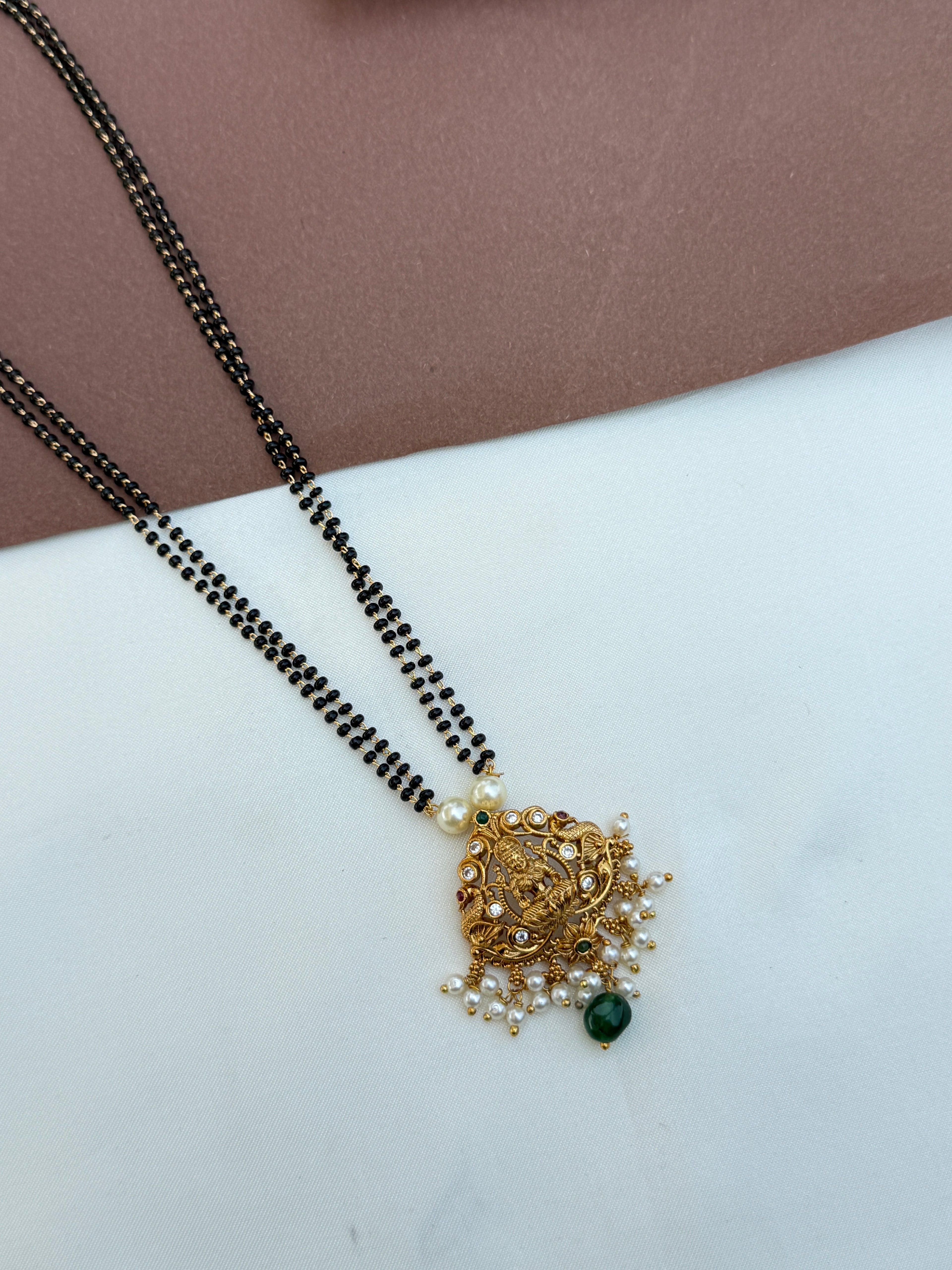 Bb086 18inches 2 lines Lakshmidevi blackbeads