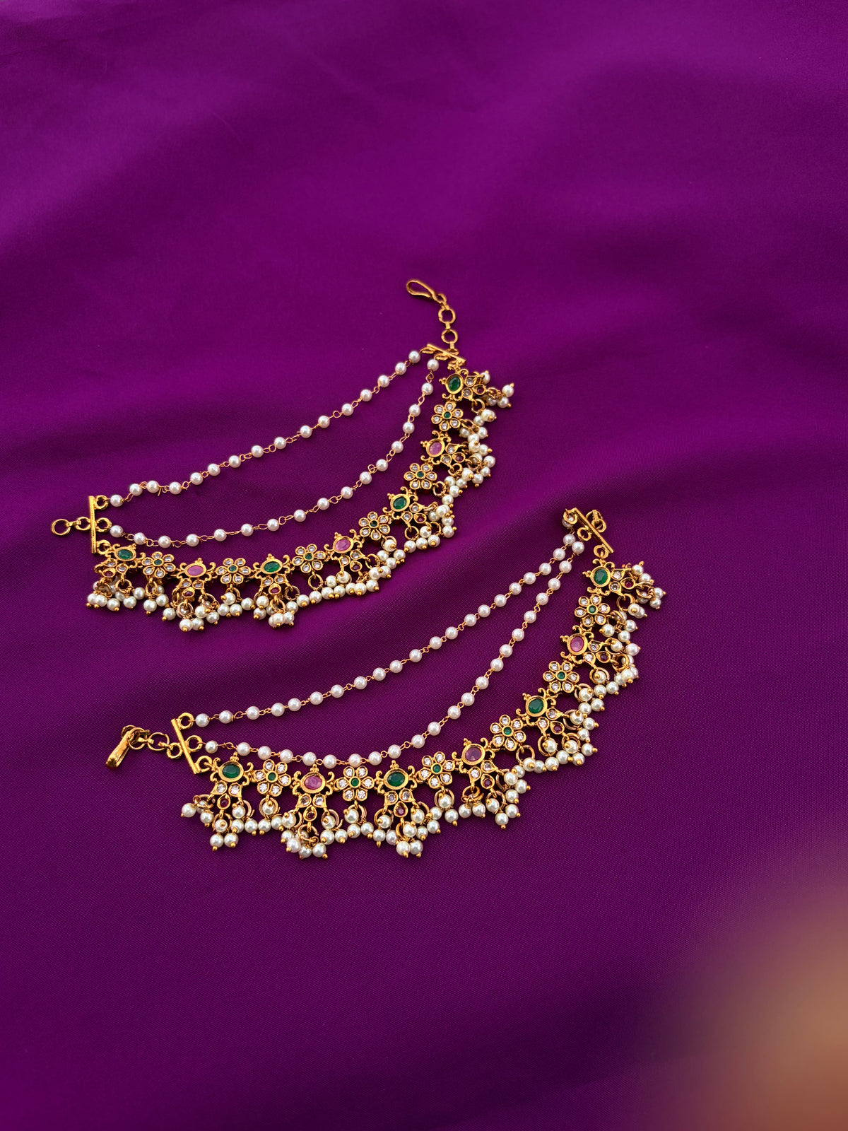 Unique flower design and white pearls Chempaswaralu ch252