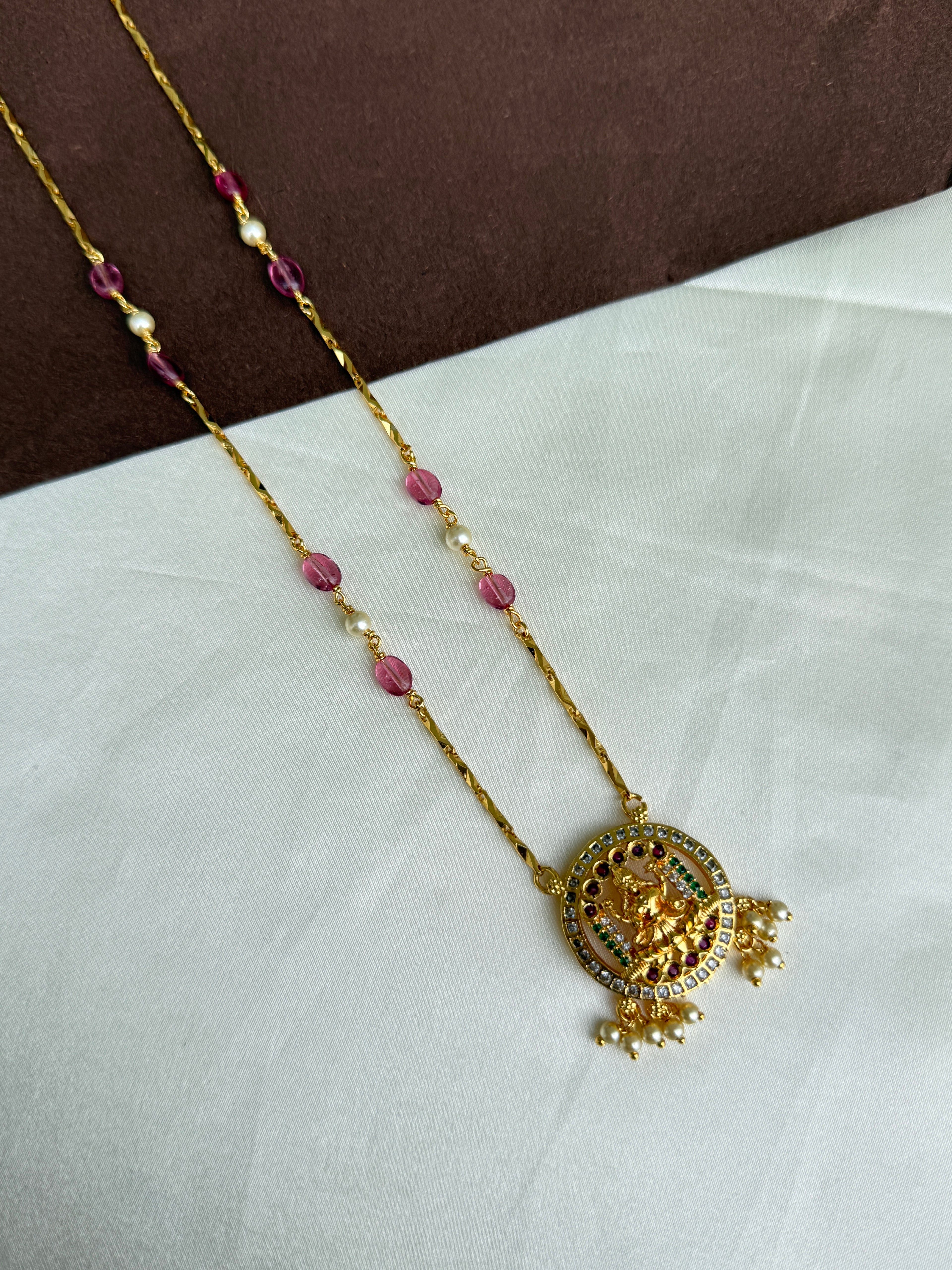 Bb0007 beads chain with Lakshmi Devi pendant
