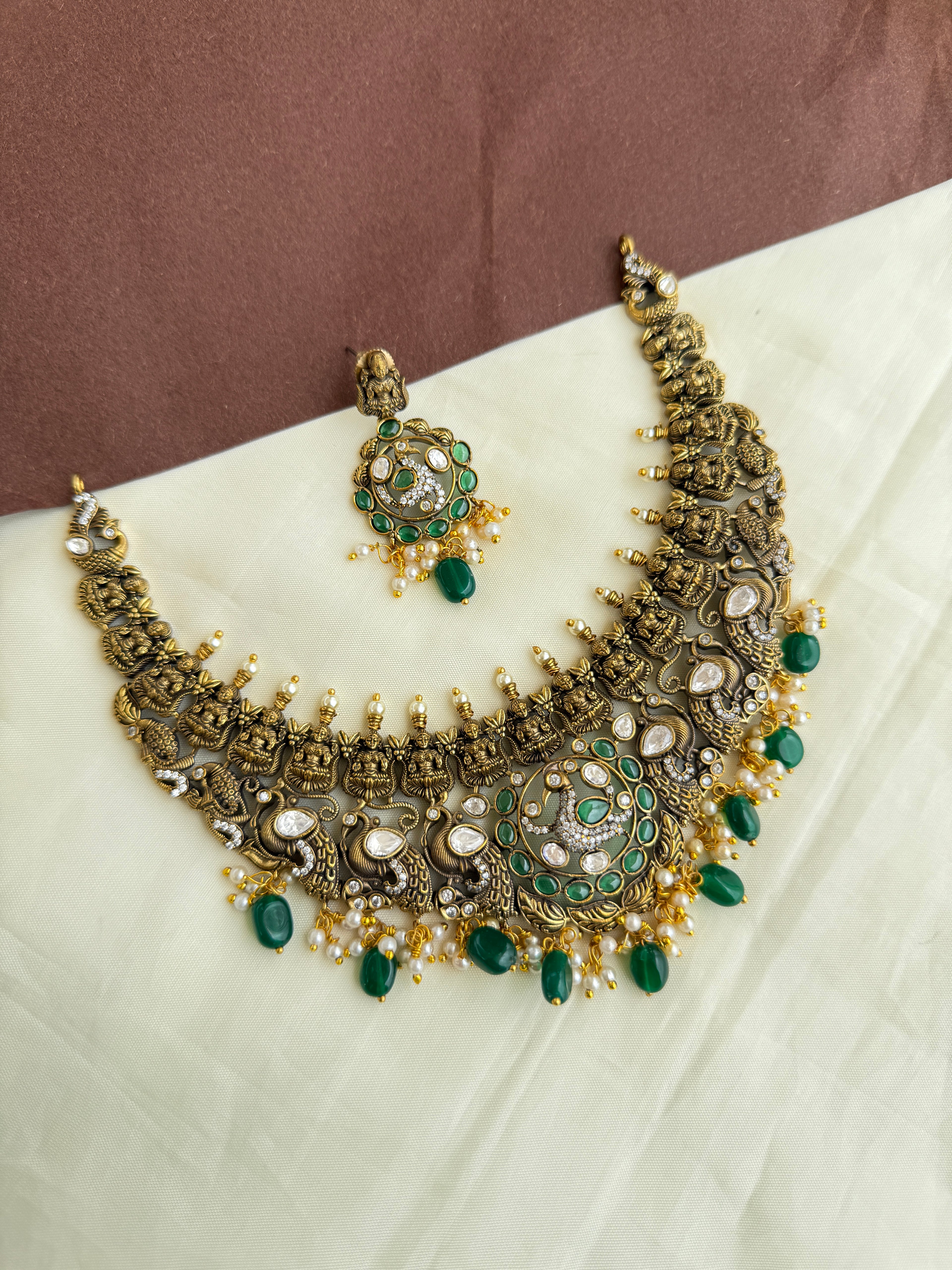 Ns276 Victorian moissanite peacock neckset
