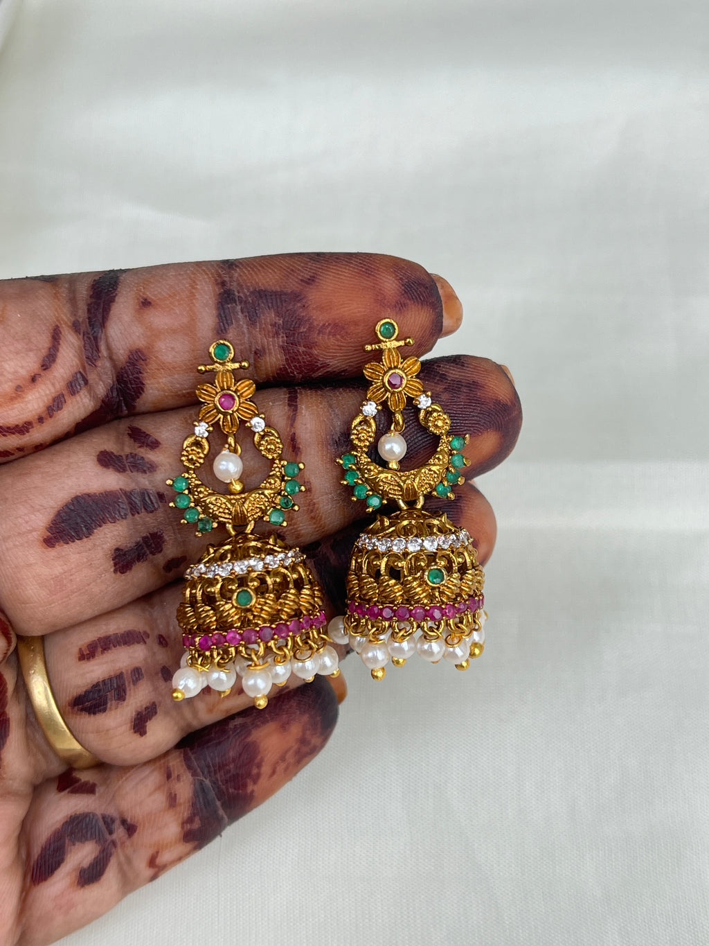 Small size chandbali butta earrings br5010