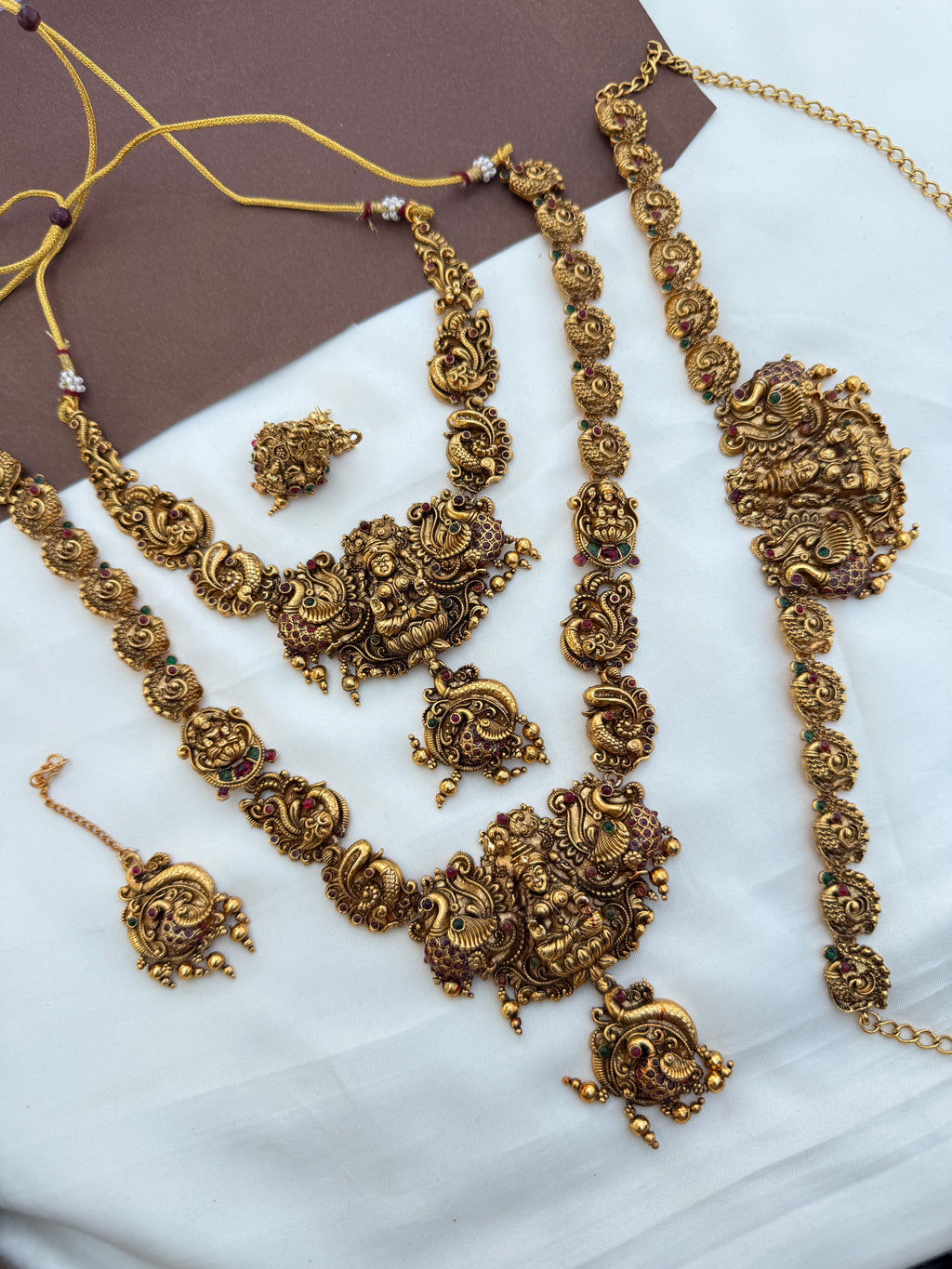 Bs247peacock Lakshmi devi brida set  with hipchain and tikka