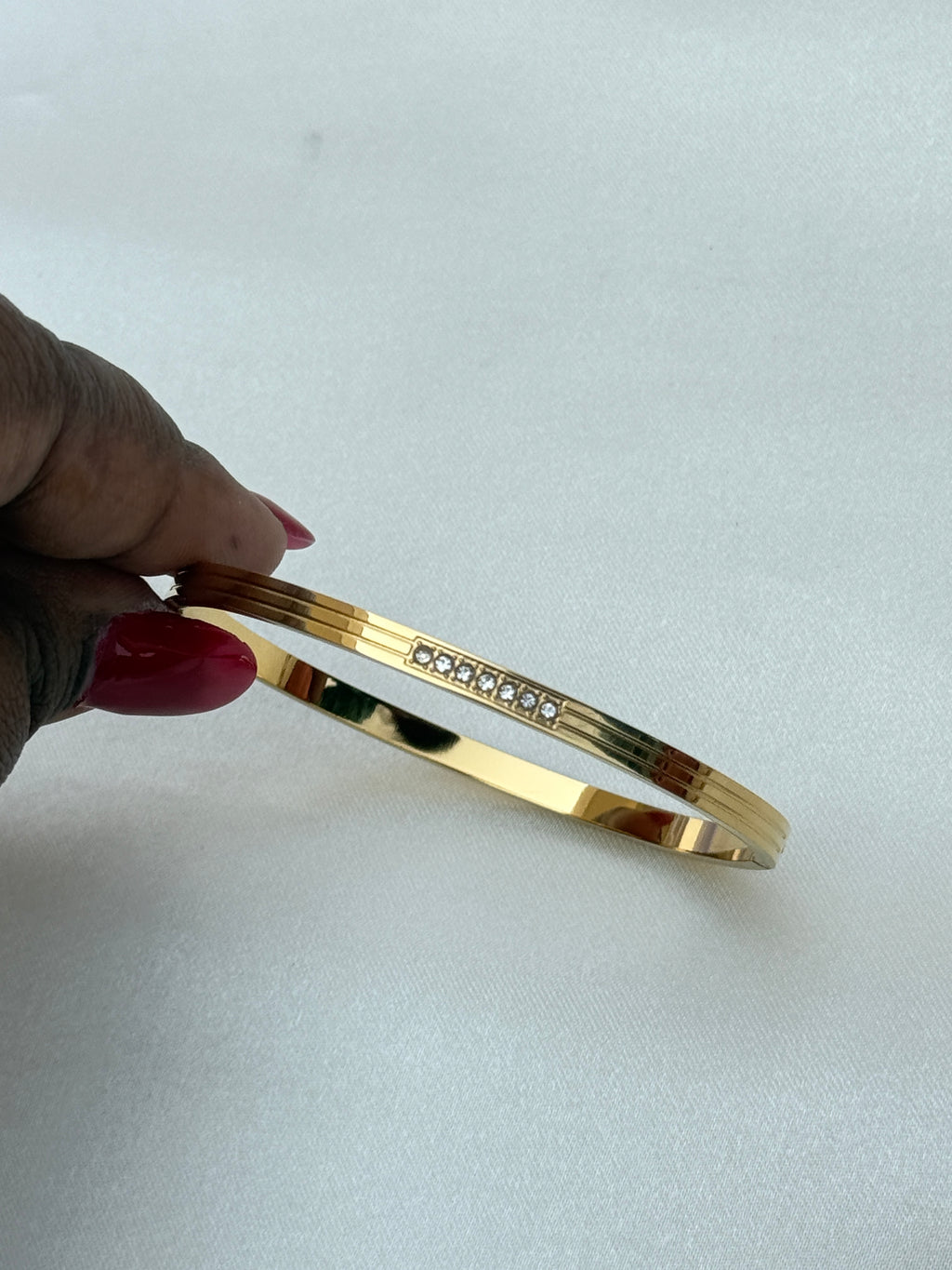 Ab078 anti tarnish openable 7 stones bracelet