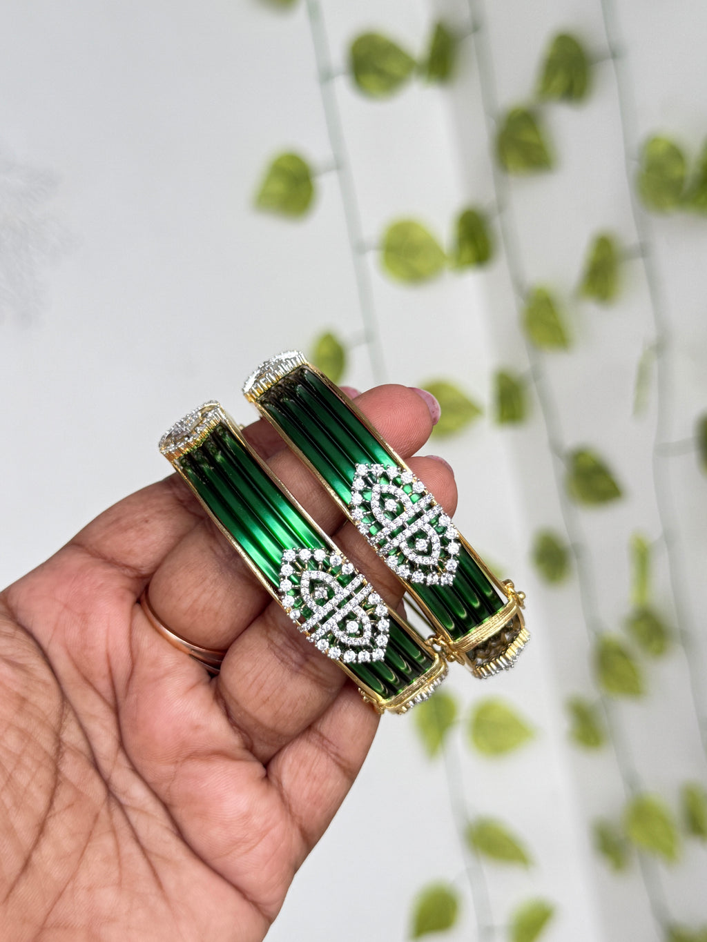 Sb660 changeable bangles.u can change into 10different colors