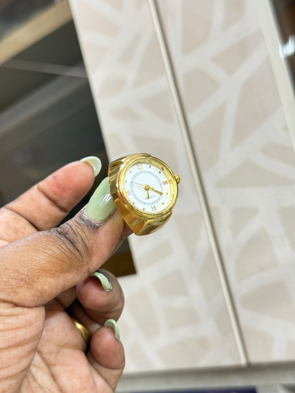 Wt001 finger watches