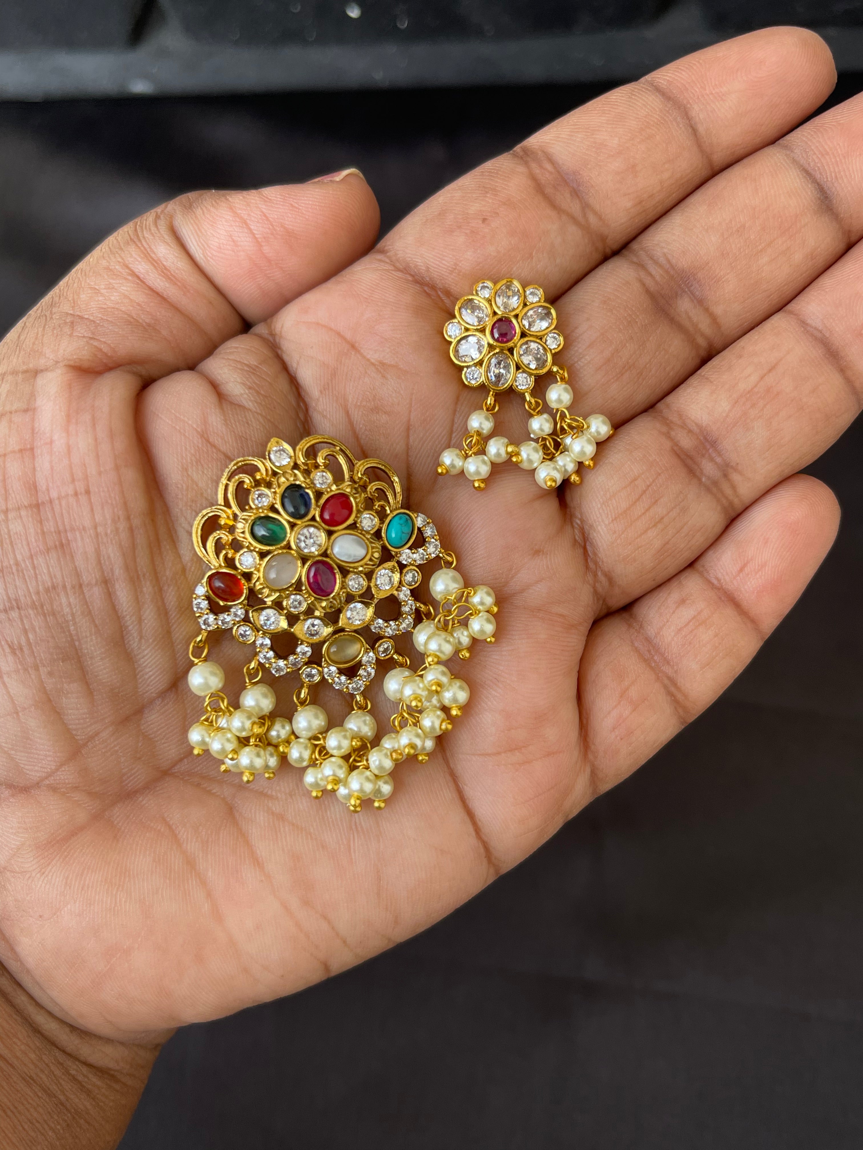 Navarathan pendent