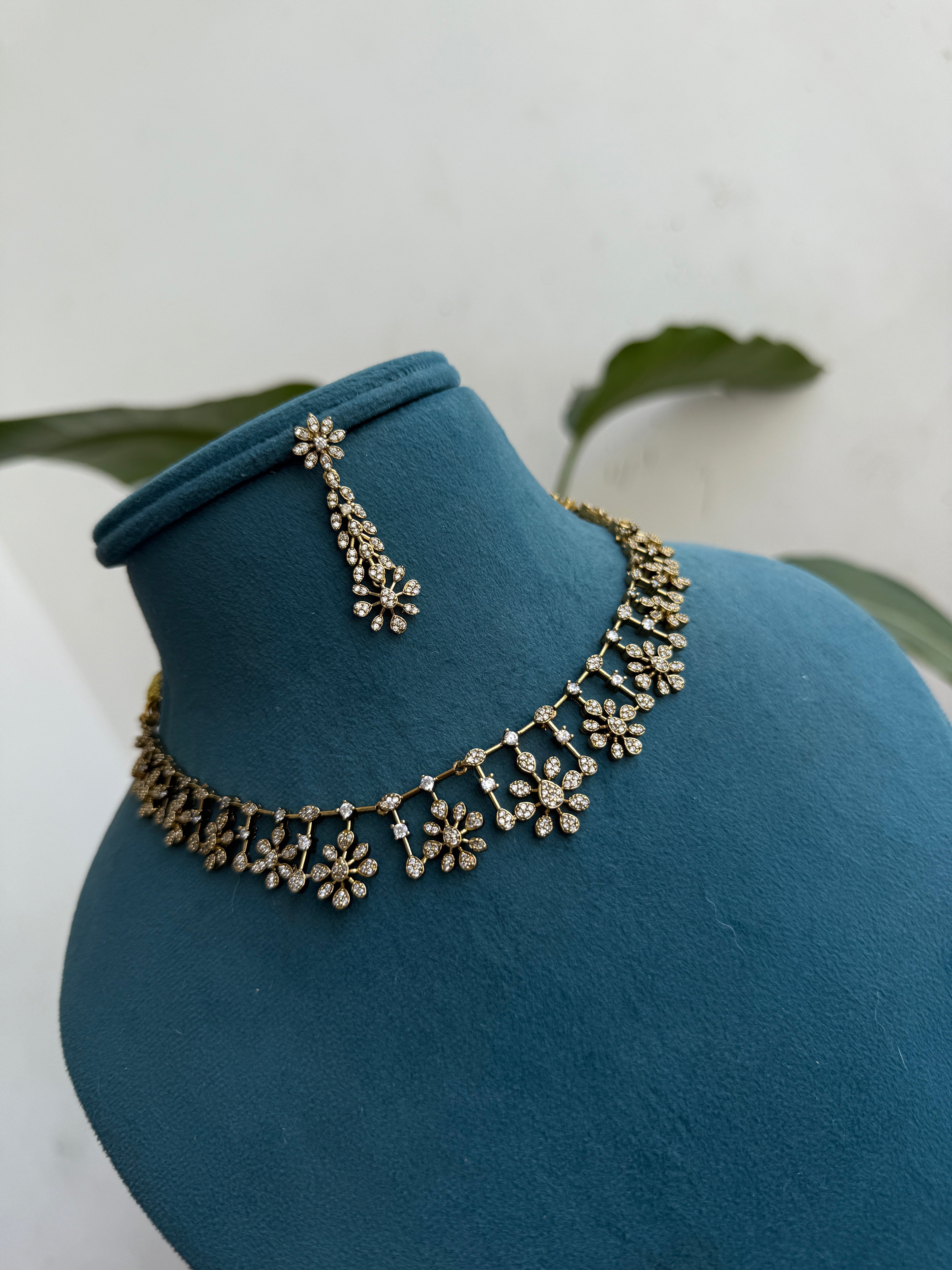 Ns452 flowers cz neckset