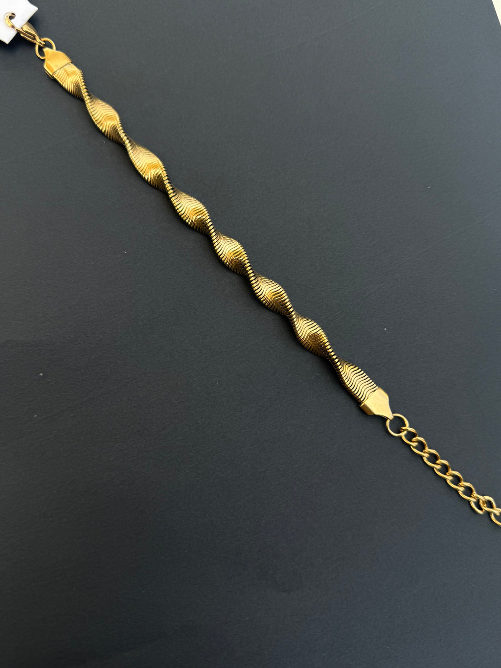 Br005 anti tarnish bracelet