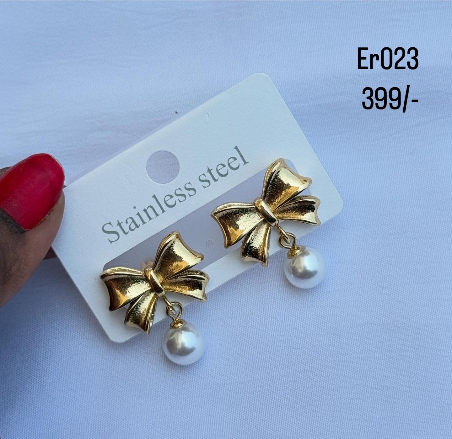 At001 Anti tarnish earrings (color won't fade)