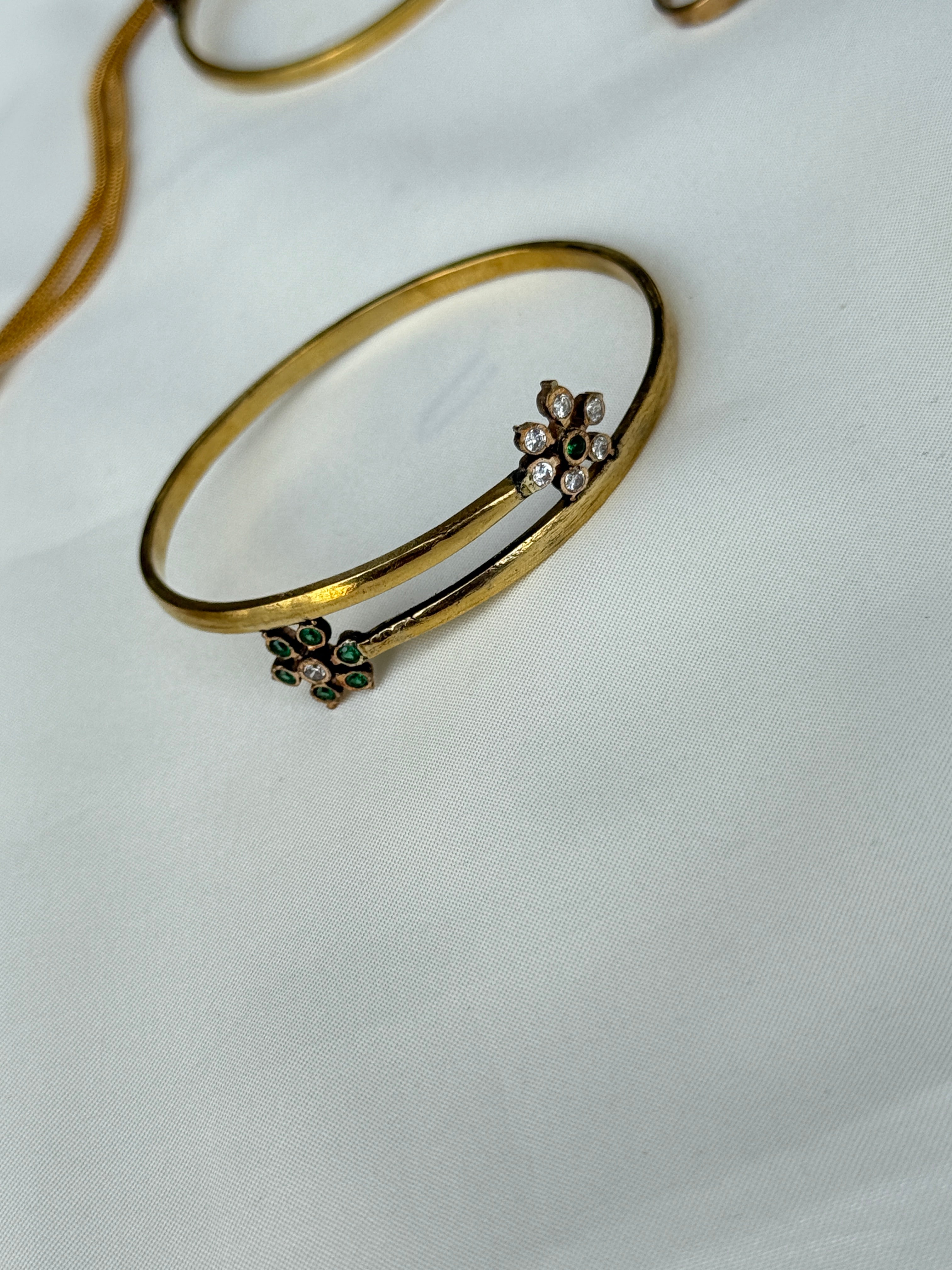 Br528 panchaloham flower kada bangle