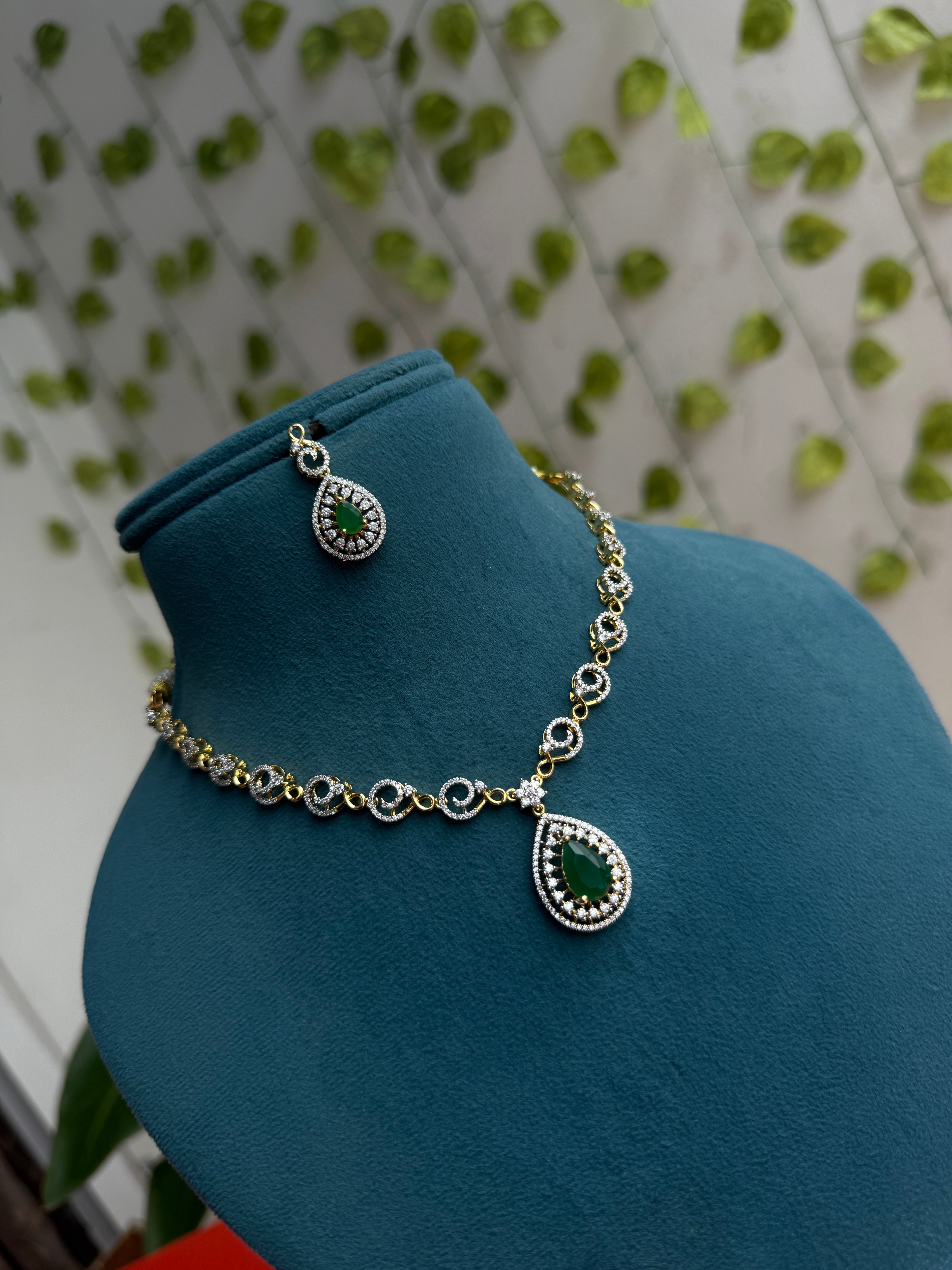 Diamond replica green drop pendant short Neckset with earrings Ns292