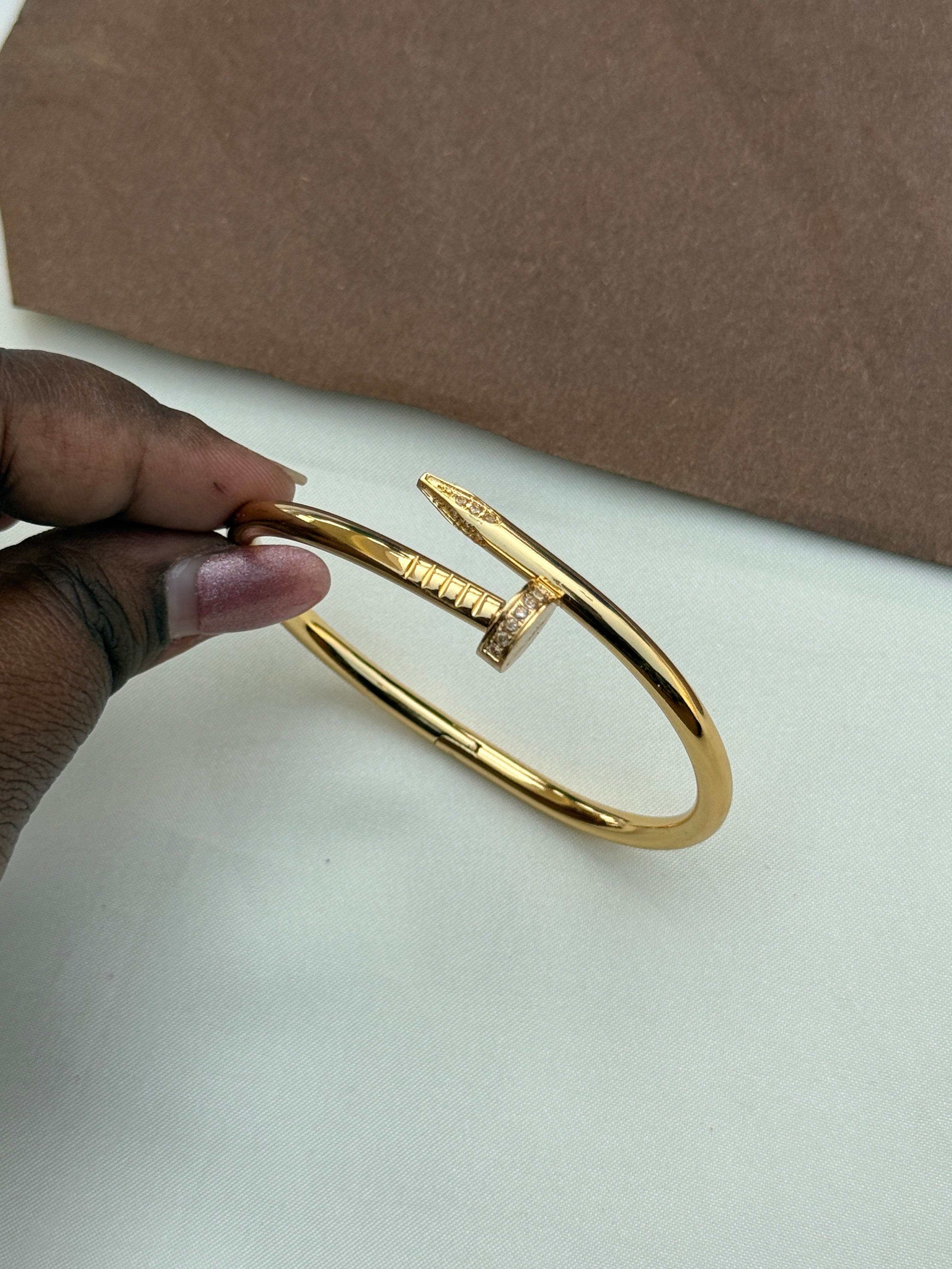 Ab056 anti tarnish bracelet