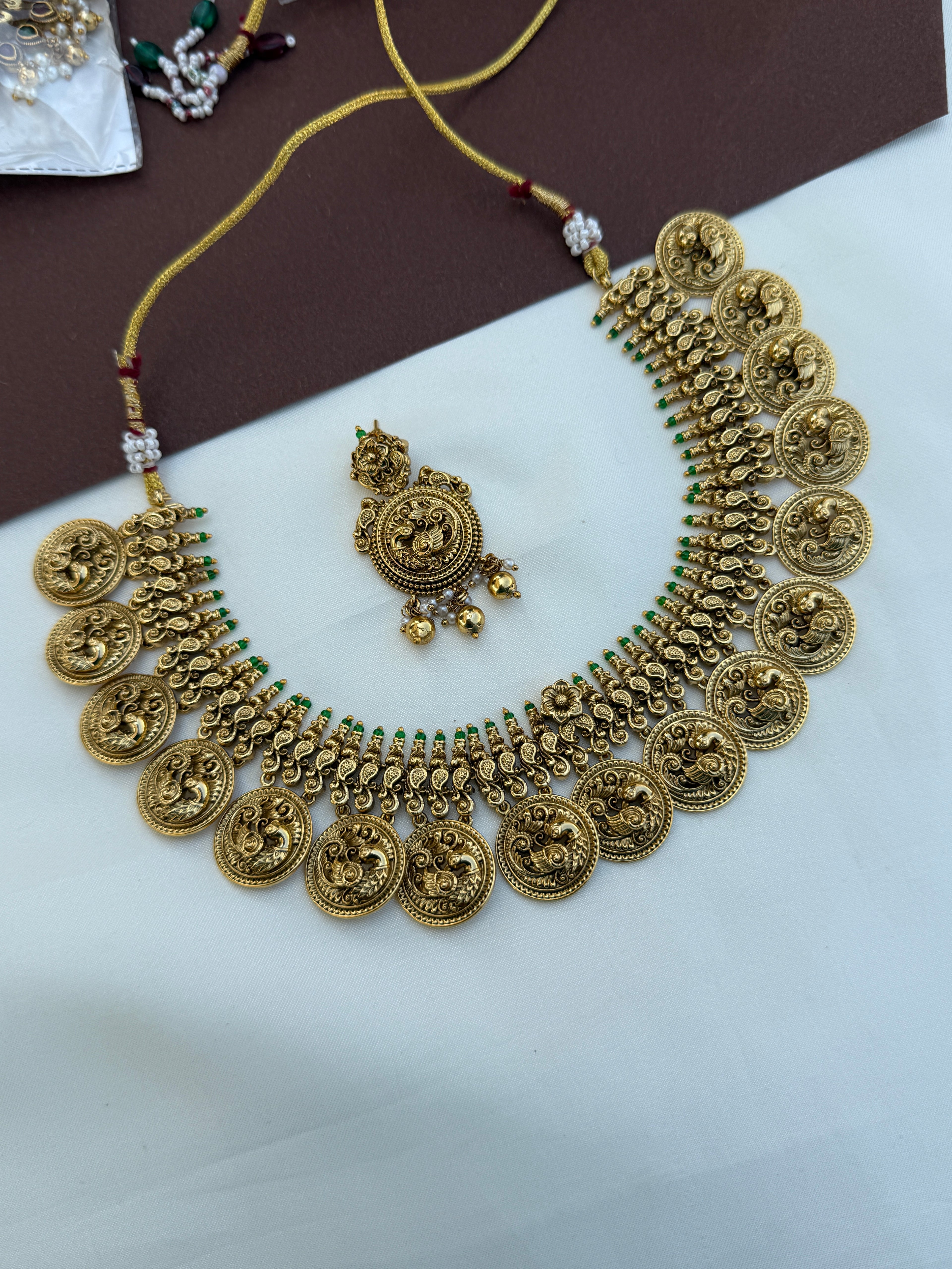 Ns733 peacock bottumala neckset