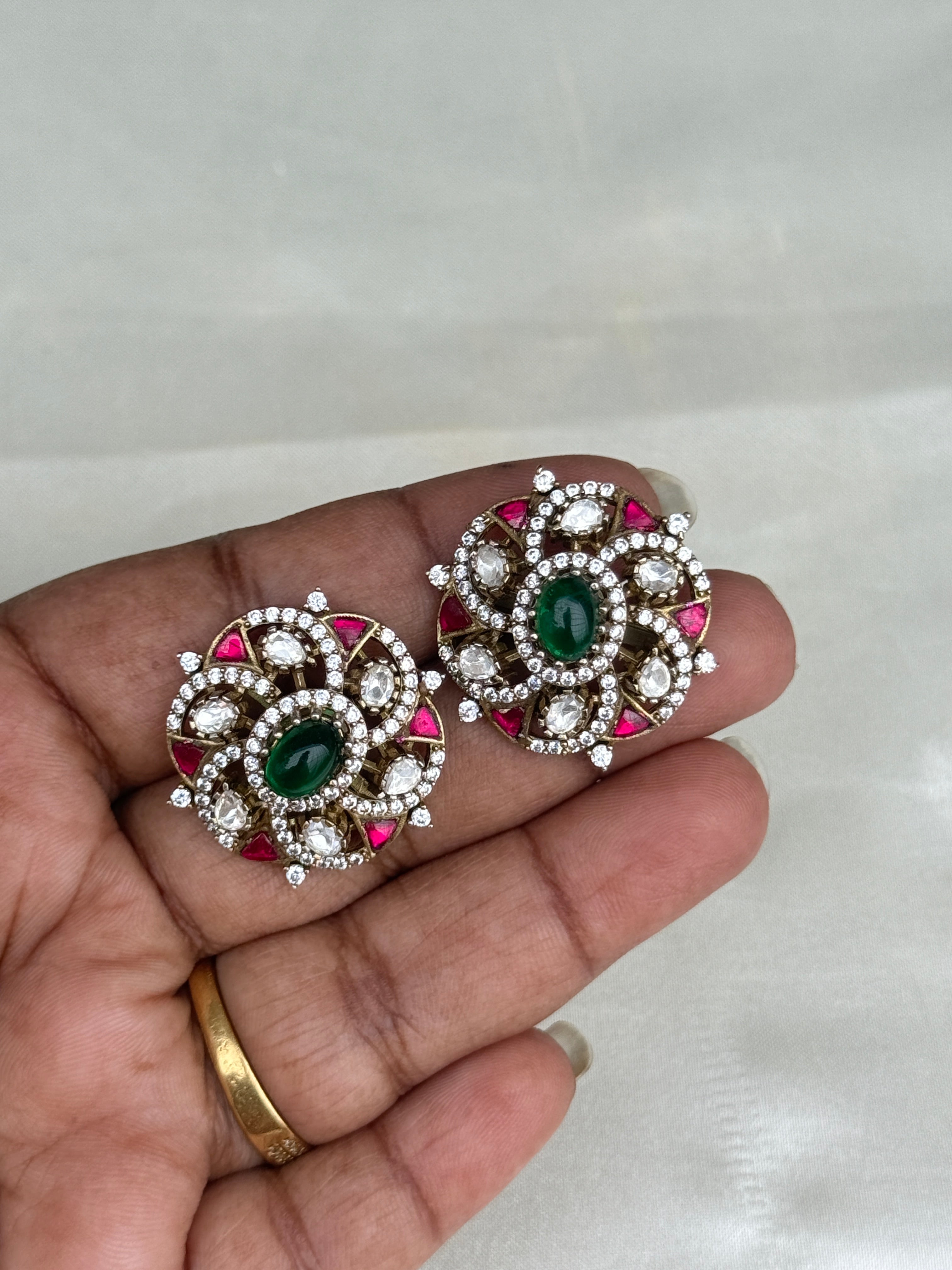 St016 jadau kundan moissanite studs