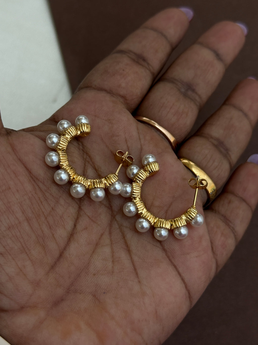 Er241 anti tarnish pearl hoop earrings