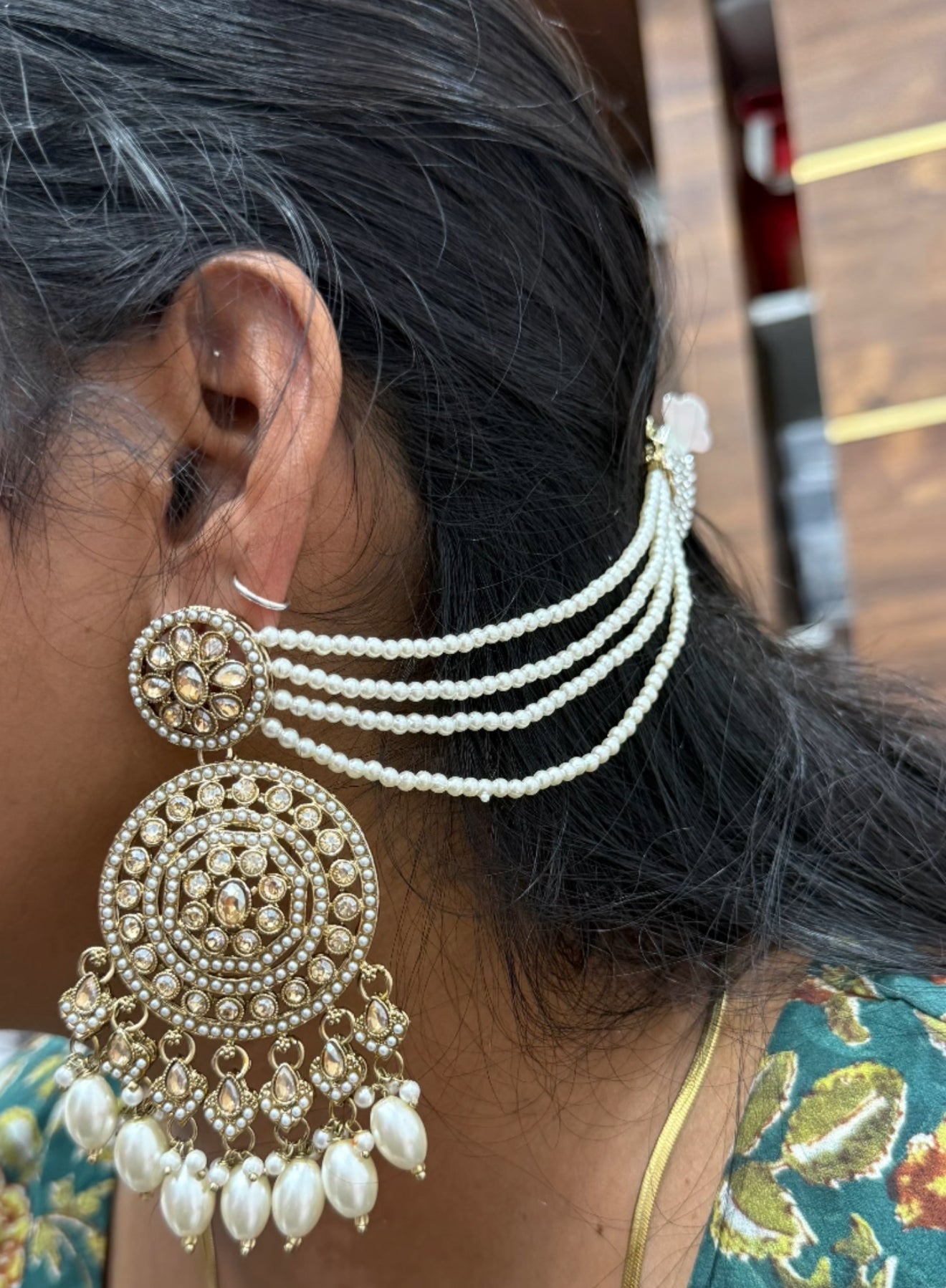 Mn011 heavy chandbali statement earrings with earchain and maang tikka