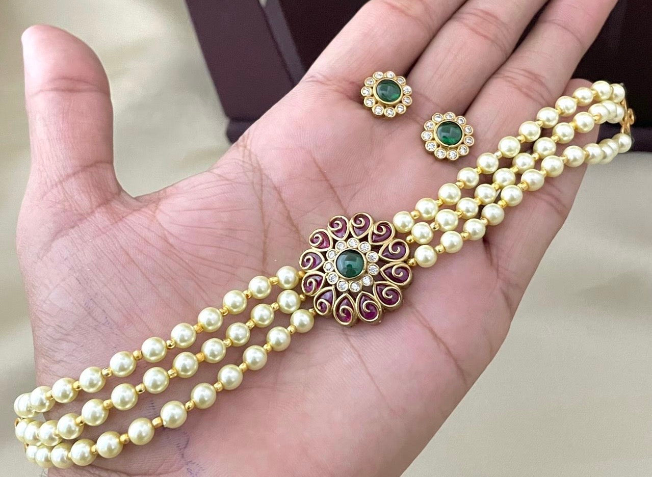 Pearl kundan choker