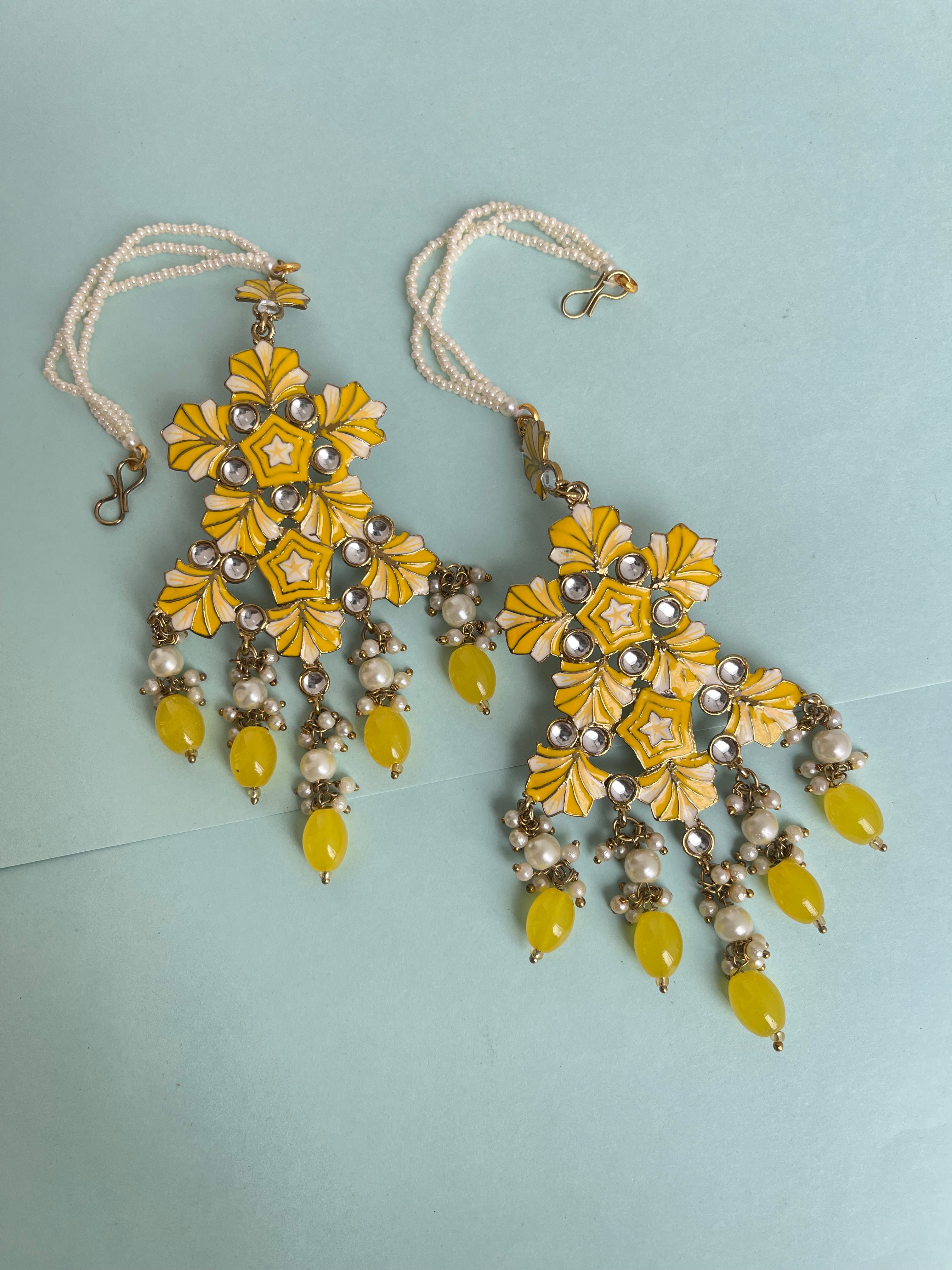 Bead hanging statement earrings with pearl ear chain