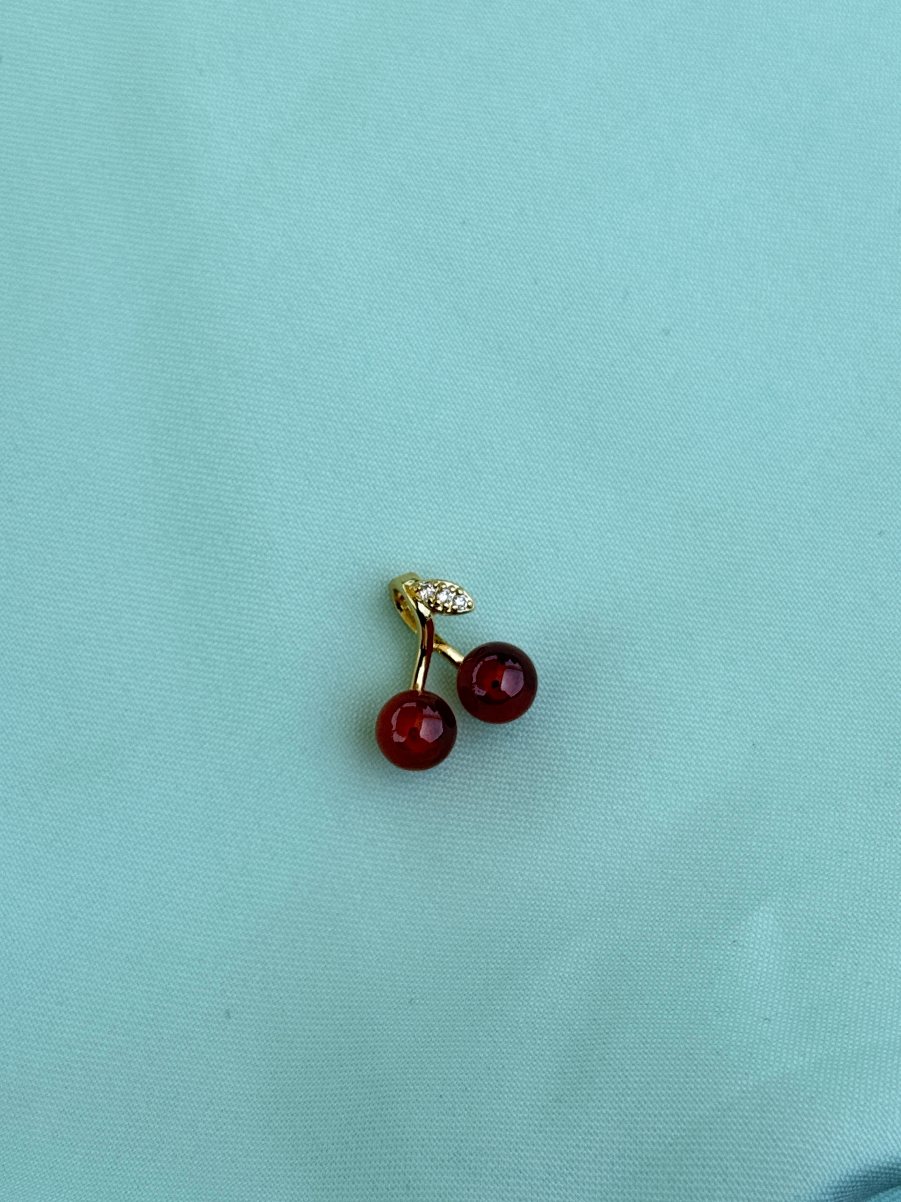 Al029 anti tarnish cherry charm (pendent)