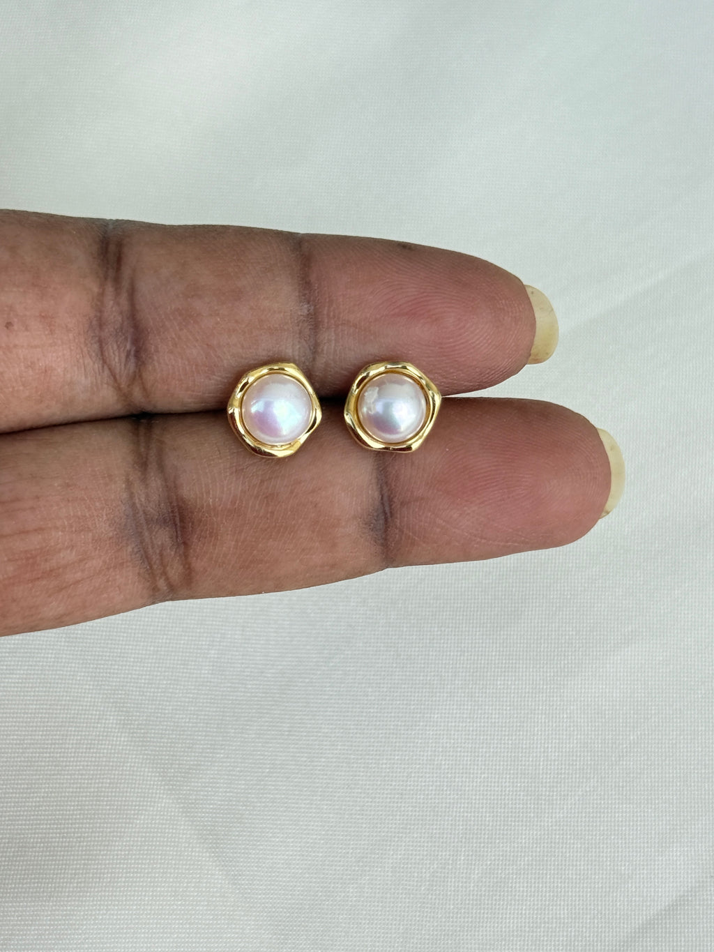 Se021  92.5 silver hallmark circle pearl studs