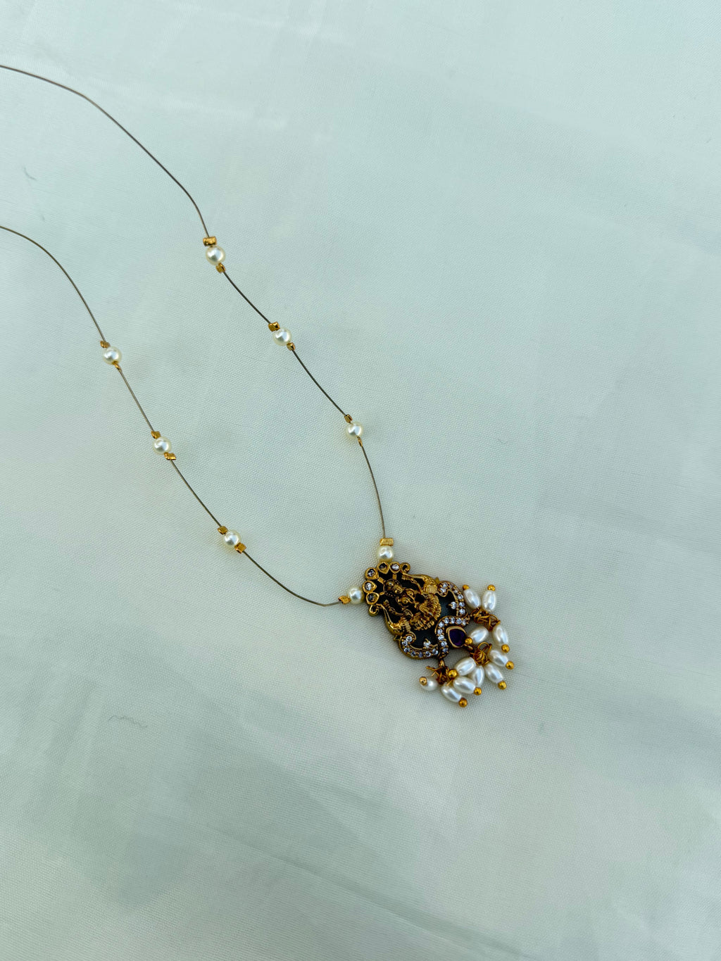 Ns0013 Lakshmi Devi invisible chain