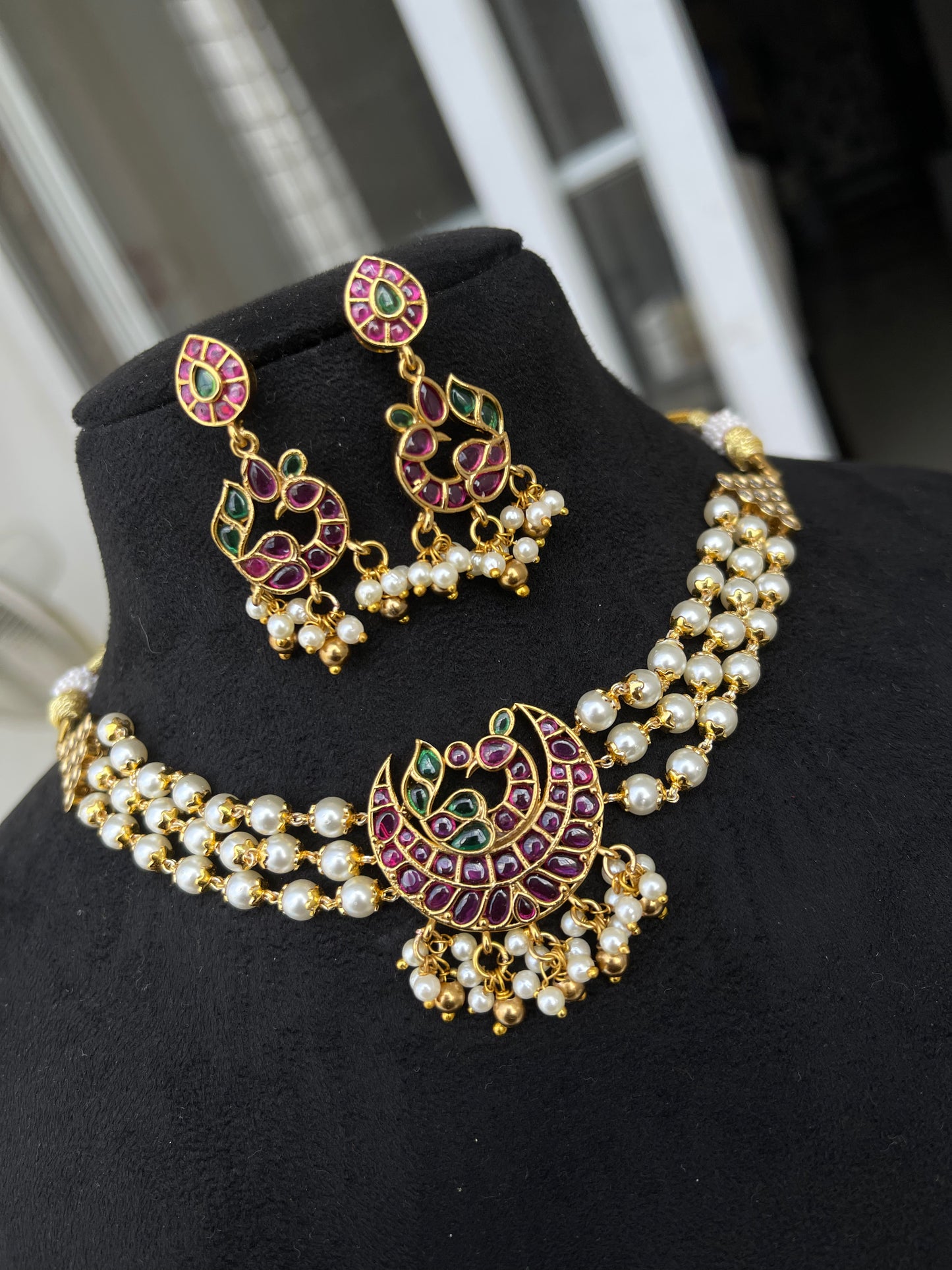 Pearl Kundan choker