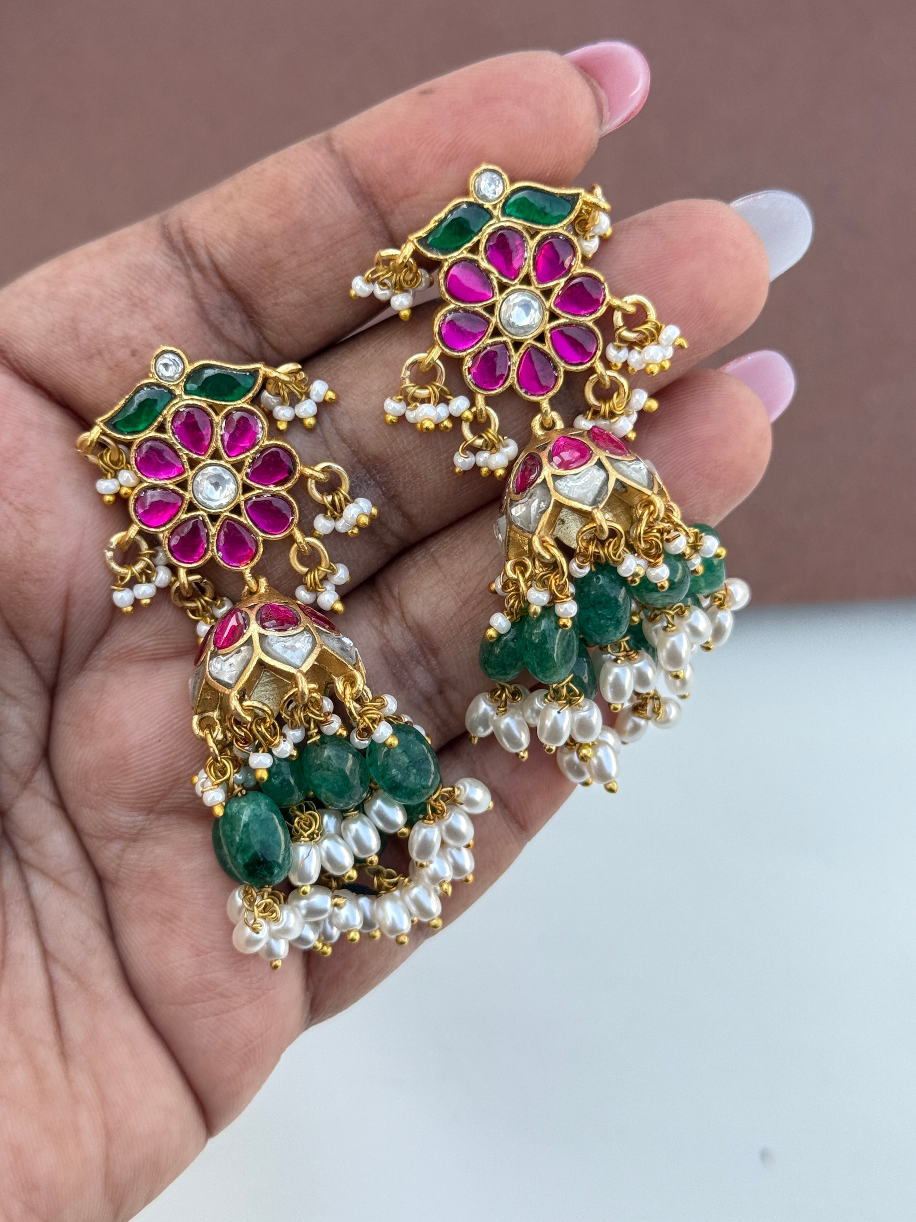 Er157 jadau kundan butta earrings