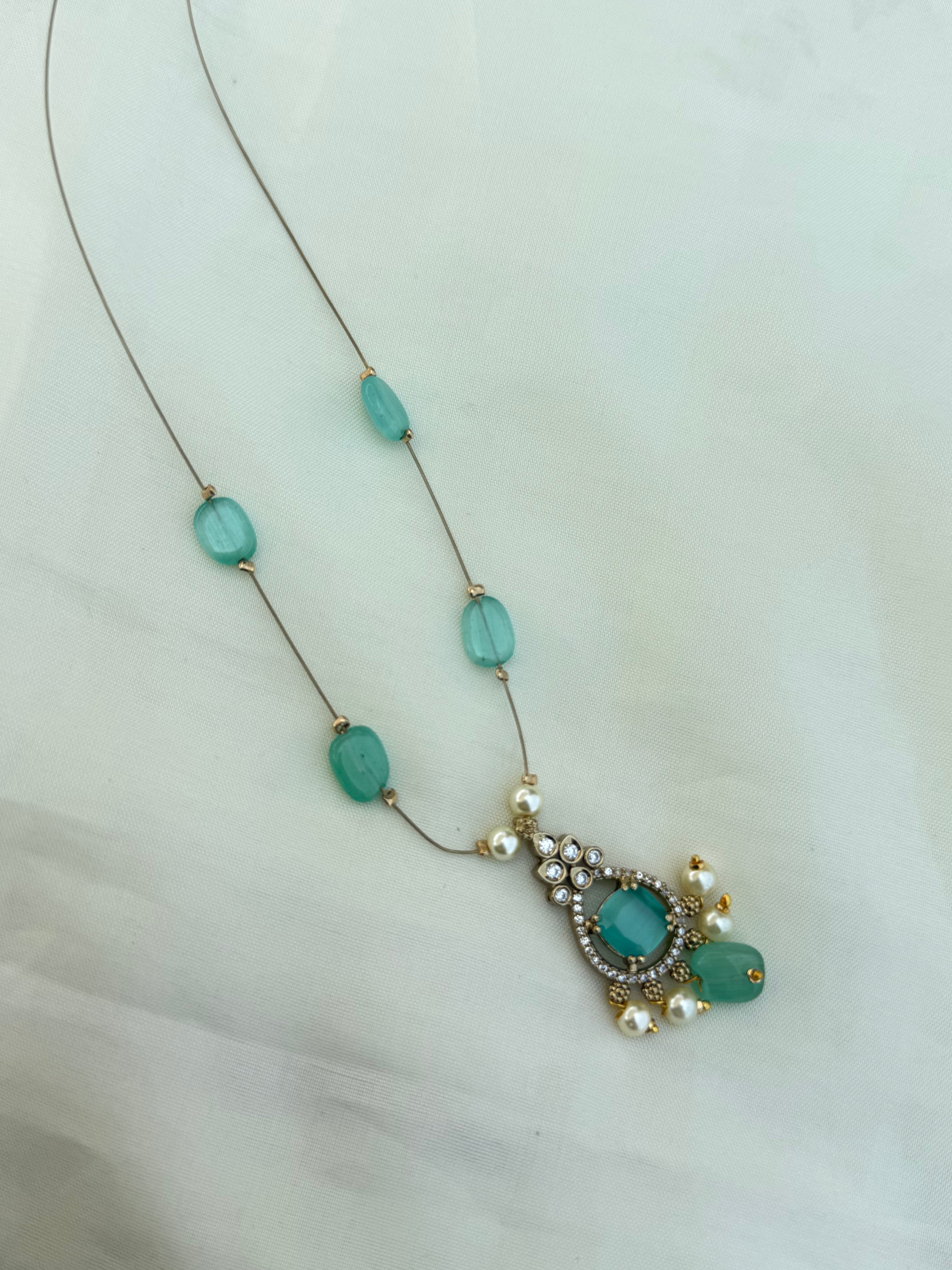 Ns0023 invisible light green  neckset