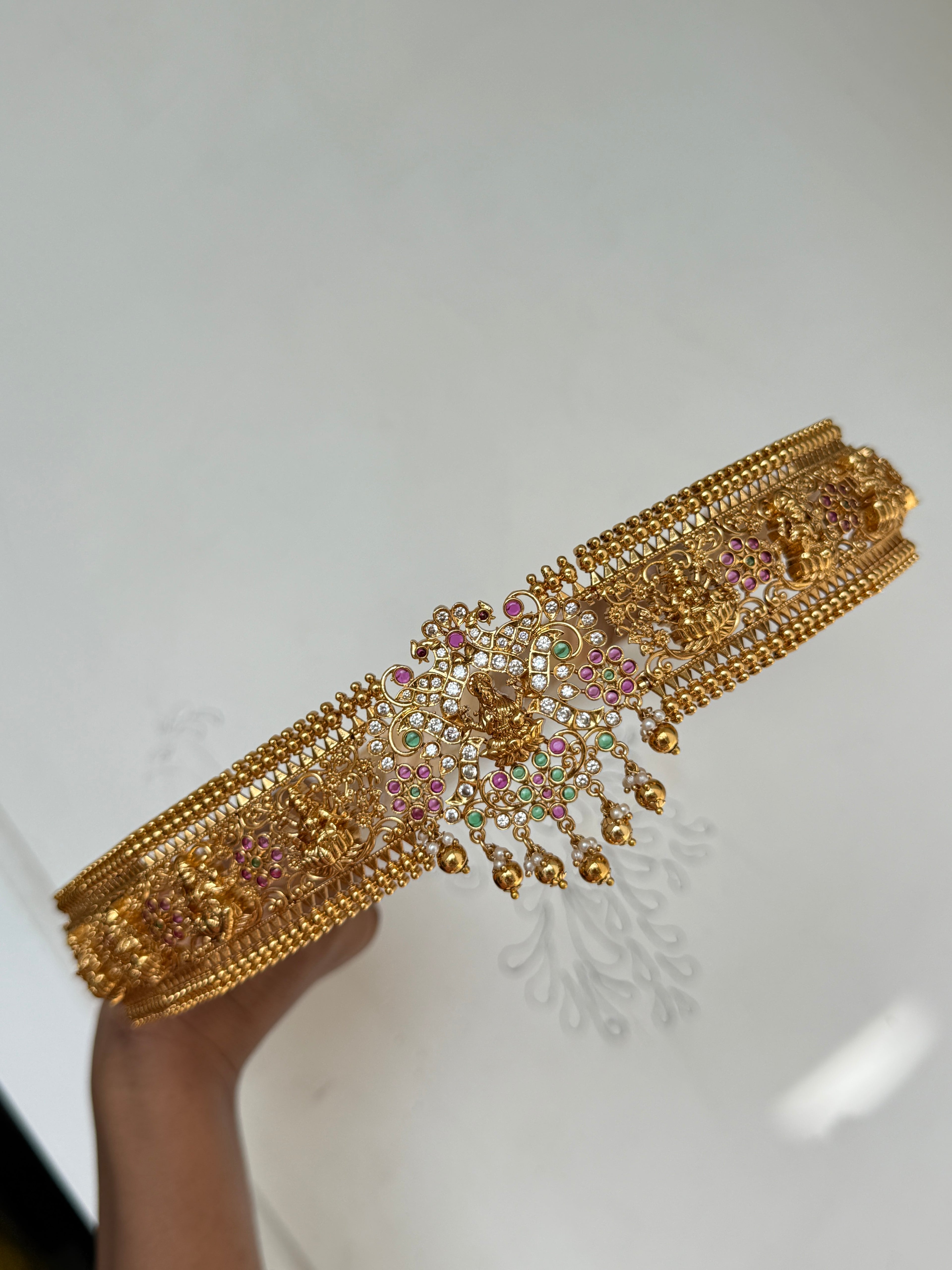 Hb525 flexible Lakshmi Devi Kemp uncuts adults hipbelts