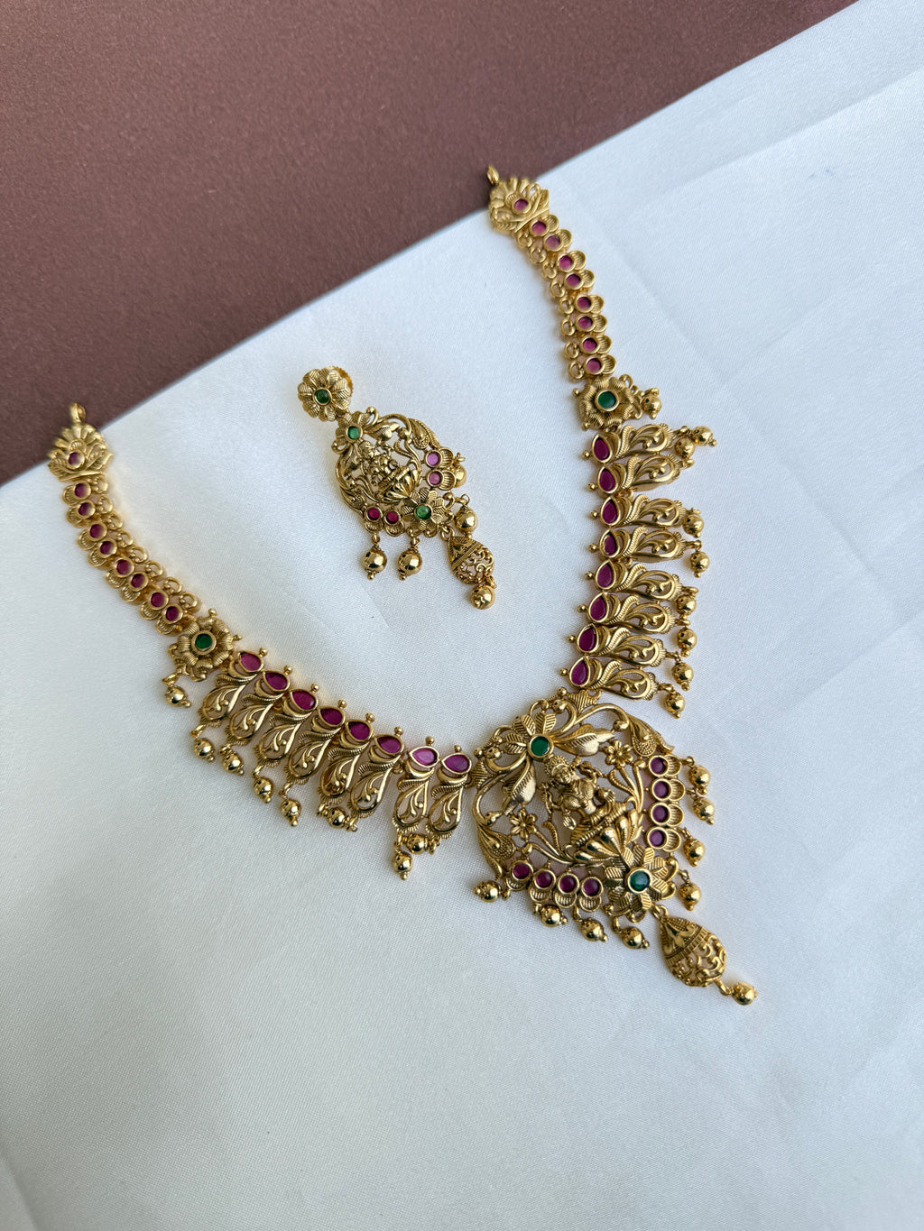 Ns388 kemp lakshmi Devi neckset