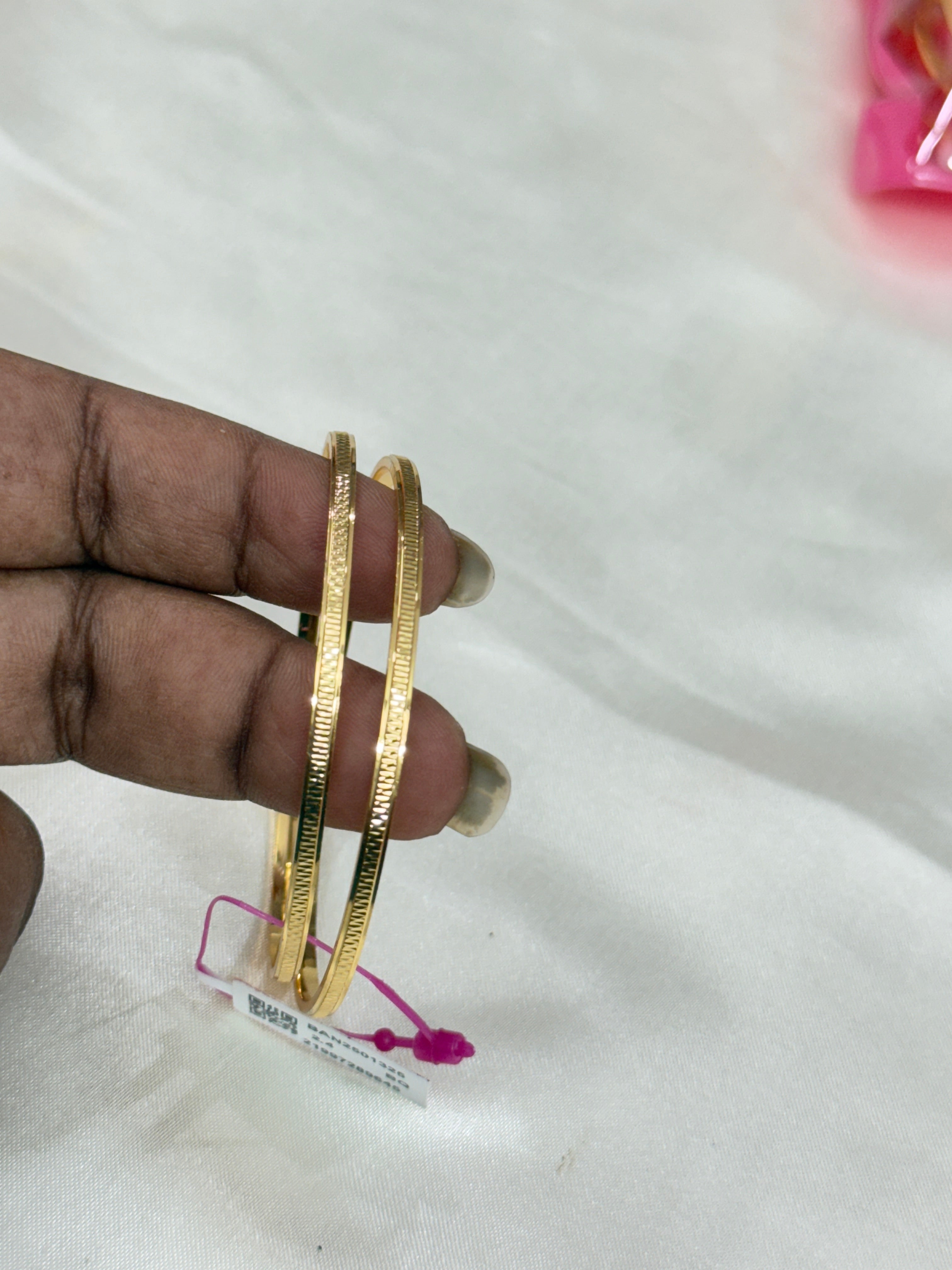 Sb139 plain gold daily wear bangles