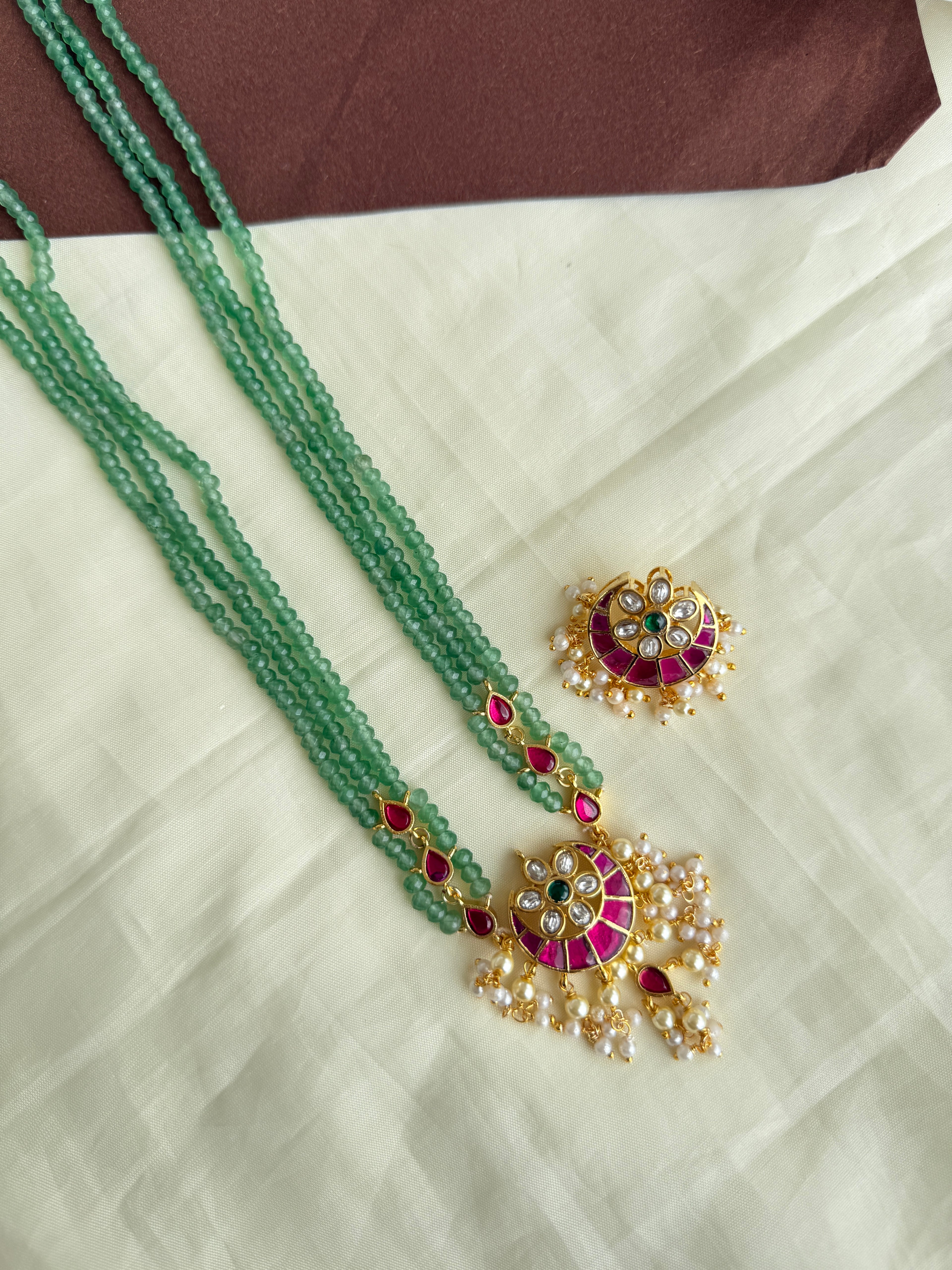 Bb0007 green beads jadau kundan pendant with earrings