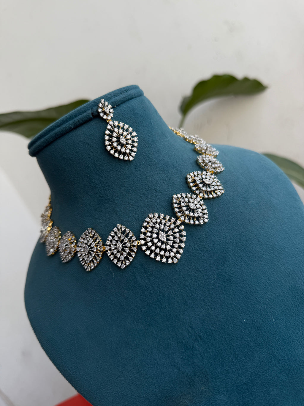 Ns521 diamond finish neckset Ns524 diamond finish neckset