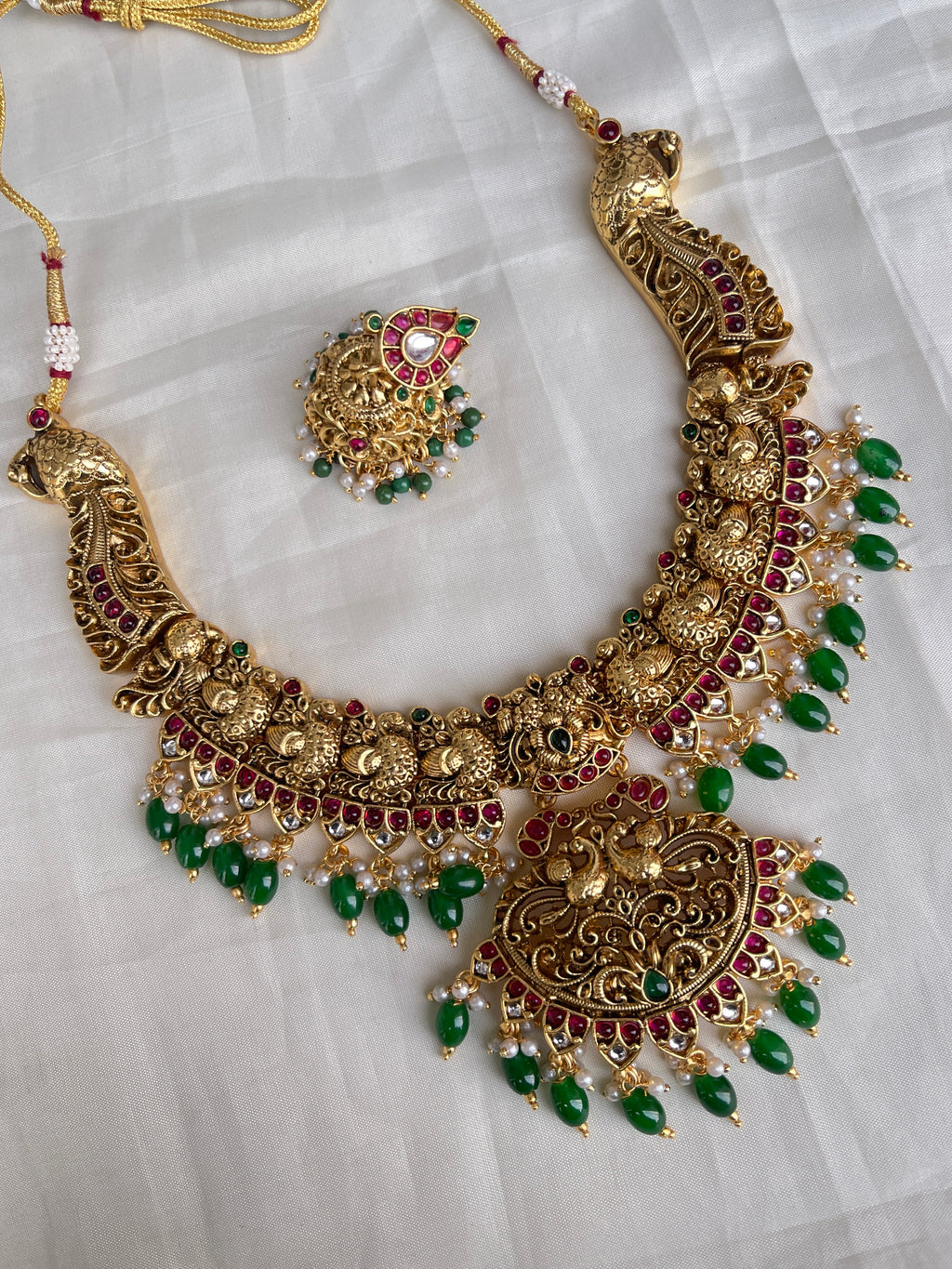 Heavy nakshi Kemp neckset with butta earrings ns2010